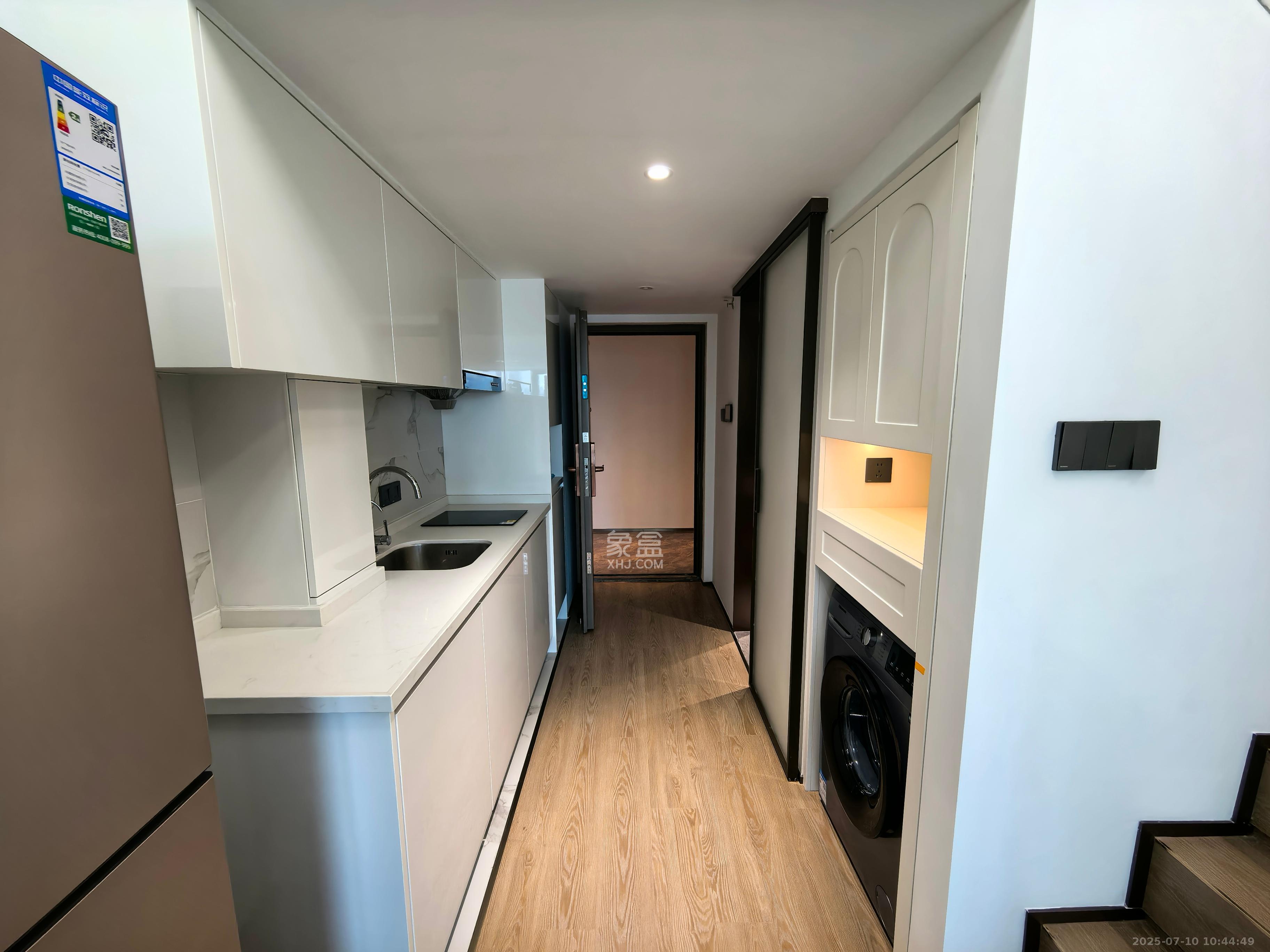 长沙五矿广场  2室1厅1卫    3580.0元/月 长沙五矿广场  2室1厅1卫    3580.0元/月室内图