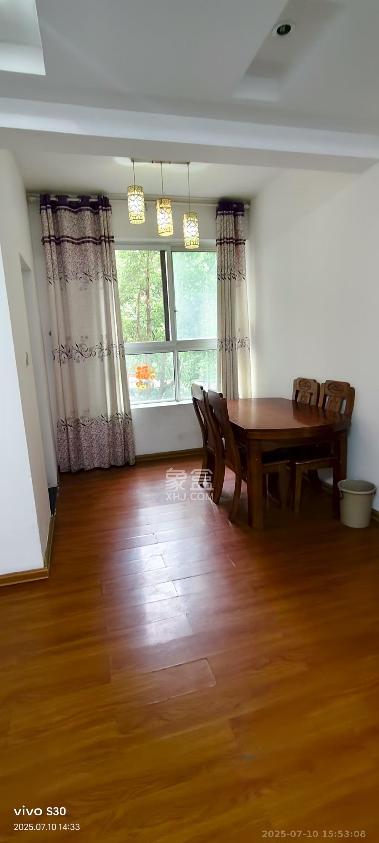 爱琴海岸 2室2厅1卫 1400.0元/月 爱琴海岸 2室2厅1卫 1400.0元/月室内图