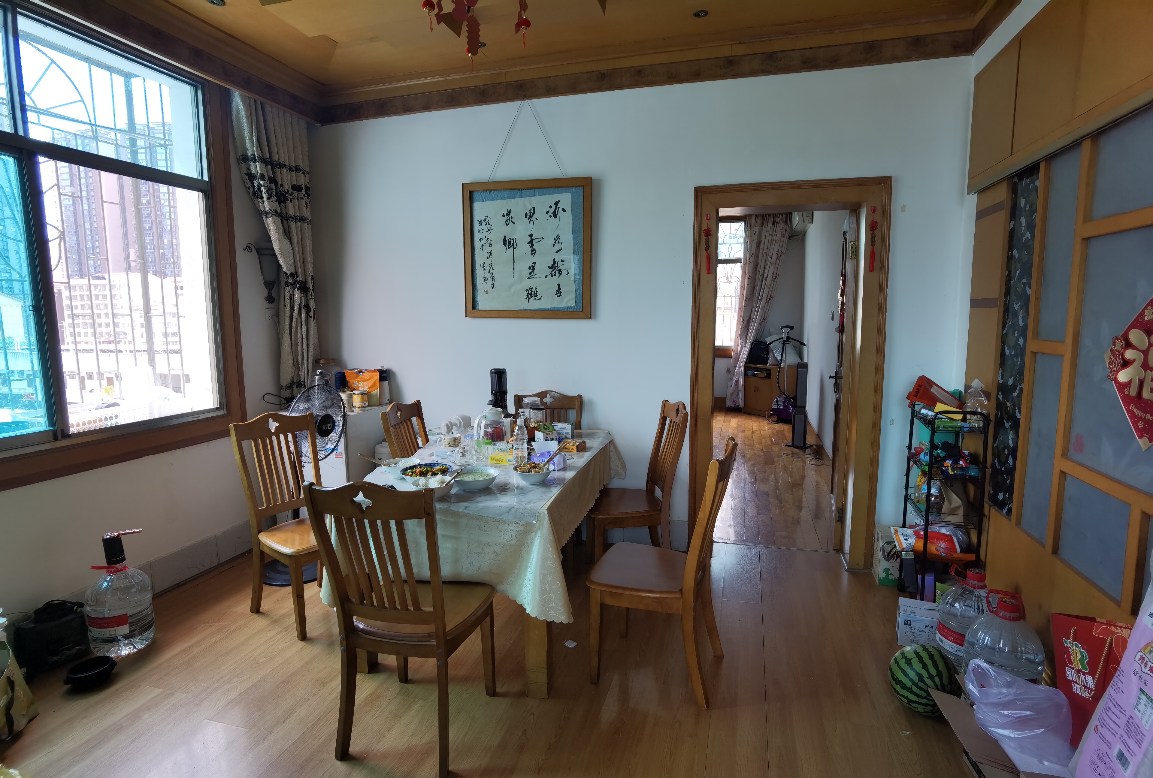 三中(校内)家属院 3室2厅2卫 109.0万 三中(校内)家属院 3室2厅2卫 109.0万客厅