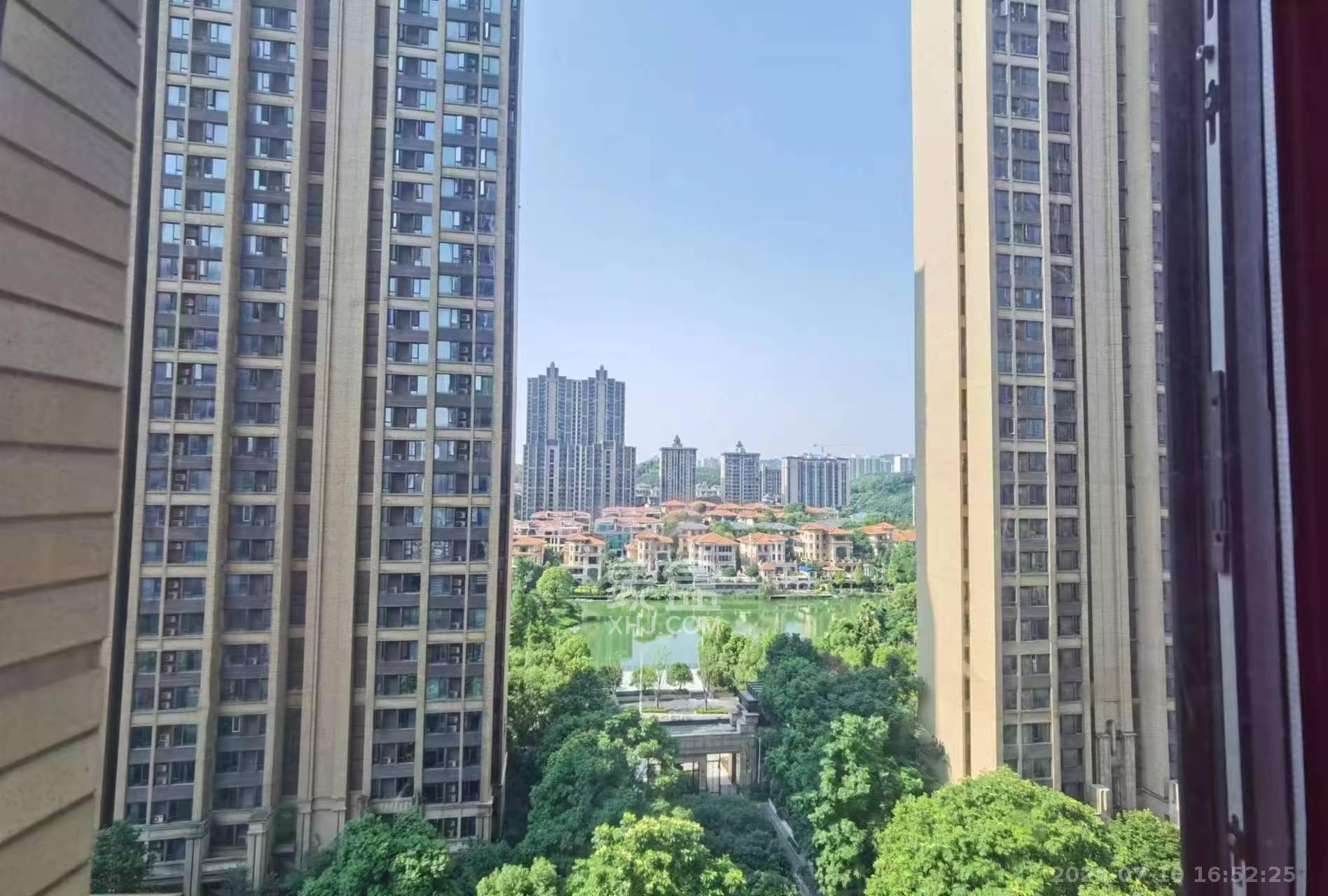 时代倾城一期  1室2厅1卫   1800.00元/月室内图
