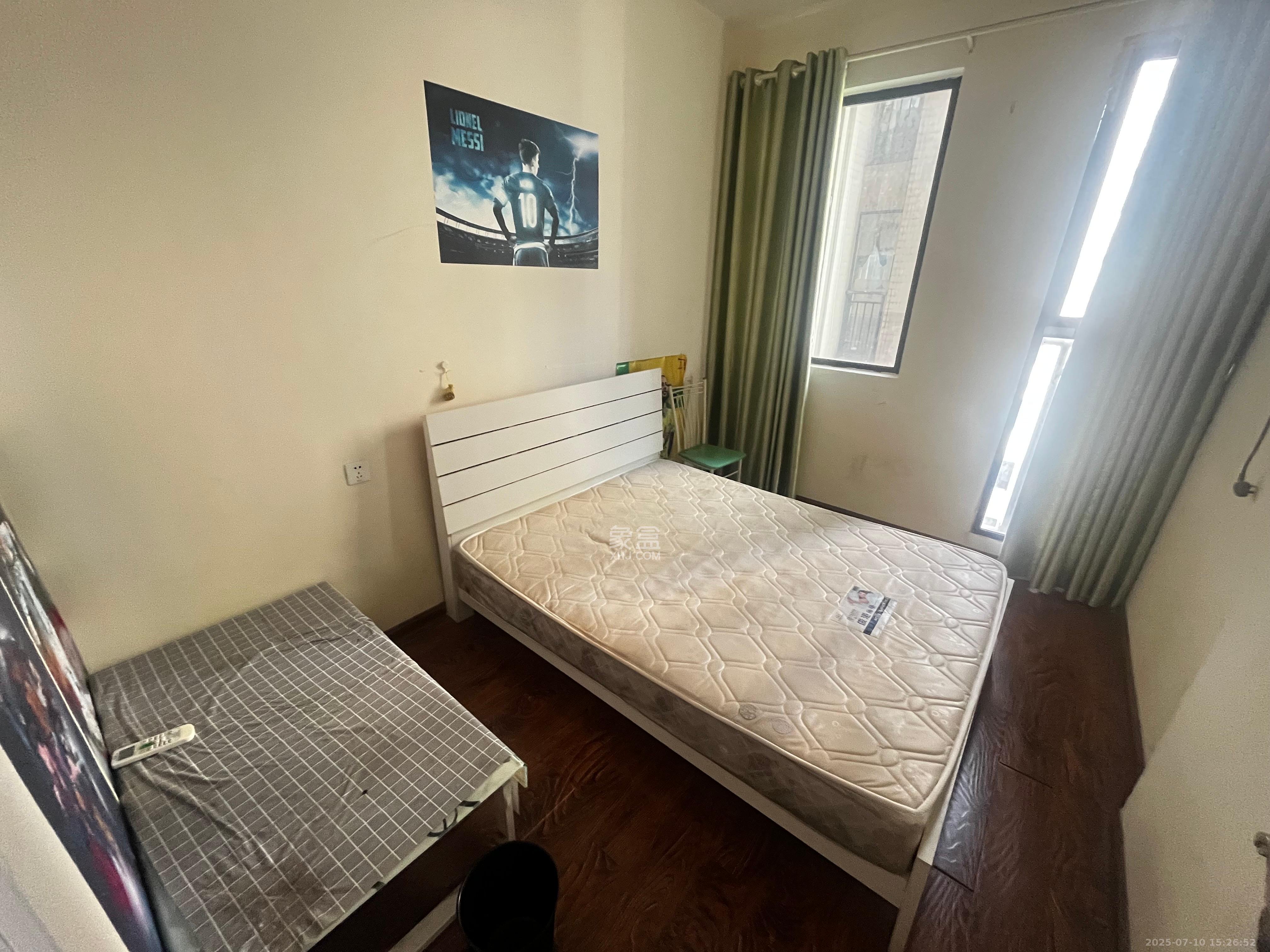 天元涉外景园B区 3室2厅1卫 2600.0元/月 天元涉外景园B区 3室2厅1卫 2600.0元/月室内图