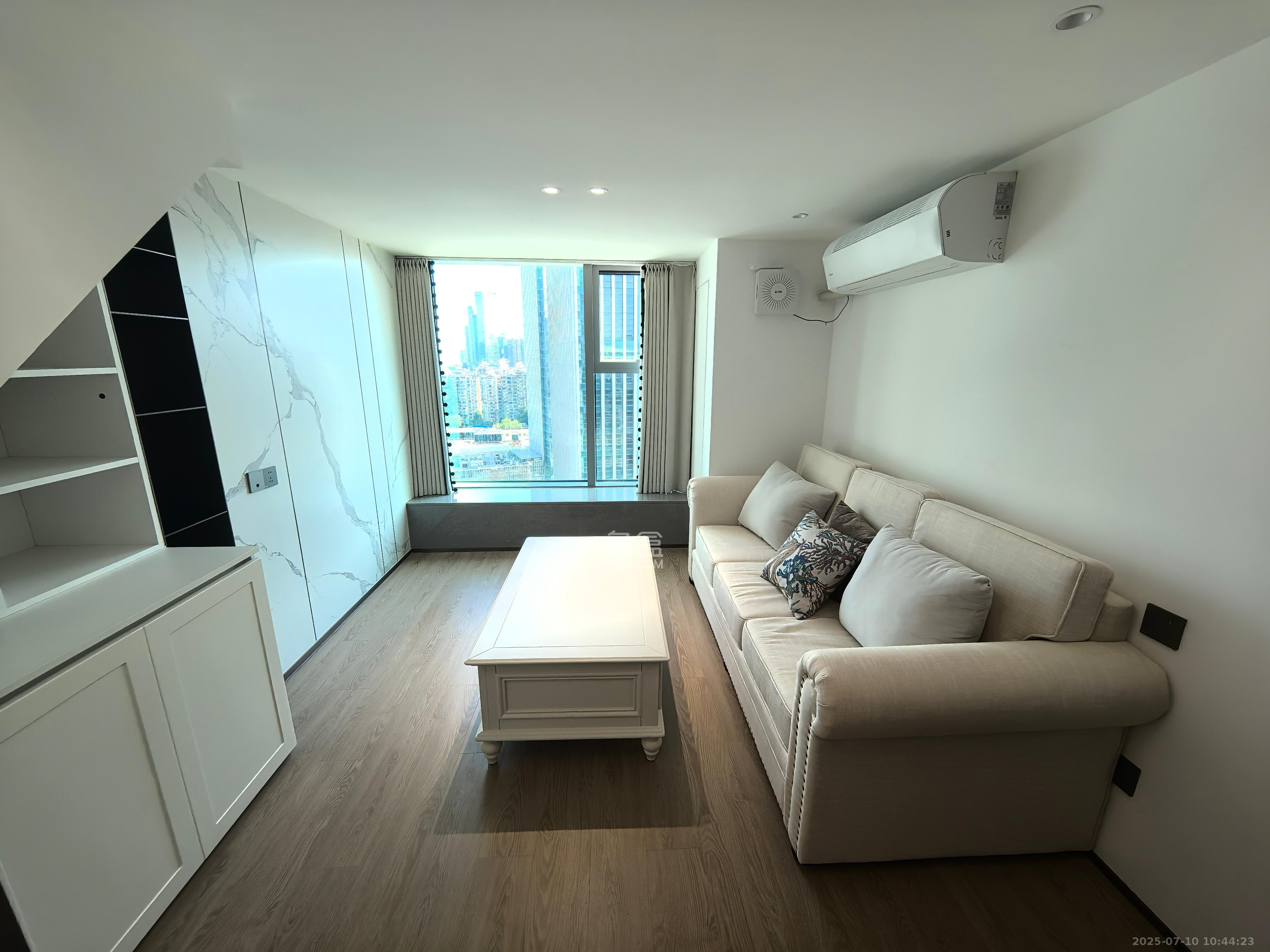 长沙五矿广场  2室1厅1卫    3580.0元/月 长沙五矿广场  2室1厅1卫    3580.0元/月室内图