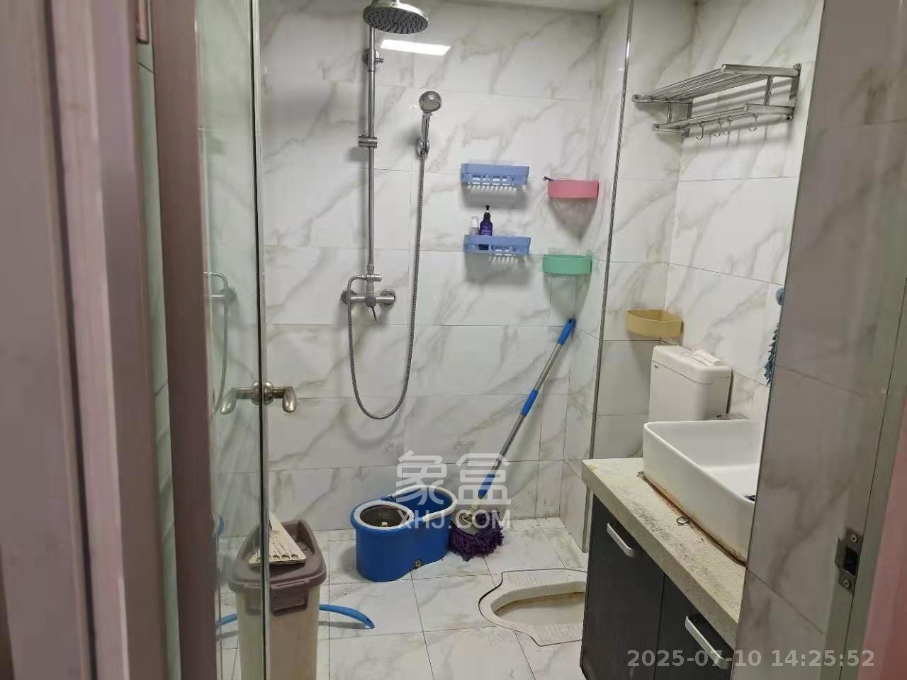 鑫远熙山  2室1厅1卫   2400.00元/月室内图