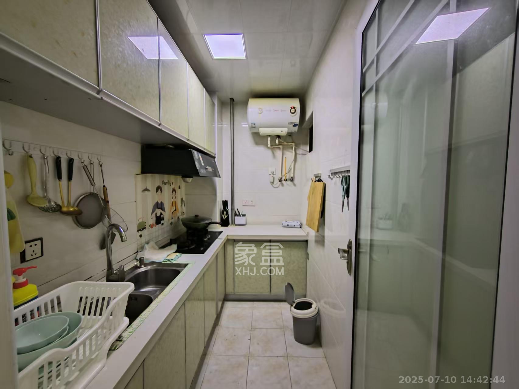 金房奥斯卡 1室1厅1卫 1200.0元/月 金房奥斯卡 1室1厅1卫 1200.0元/月室内图