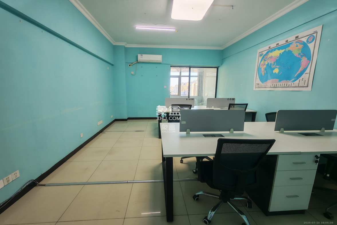 奥克斯广场 1室0厅1卫 1800.0元/月 奥克斯广场 1室0厅1卫 1800.0元/月室内图