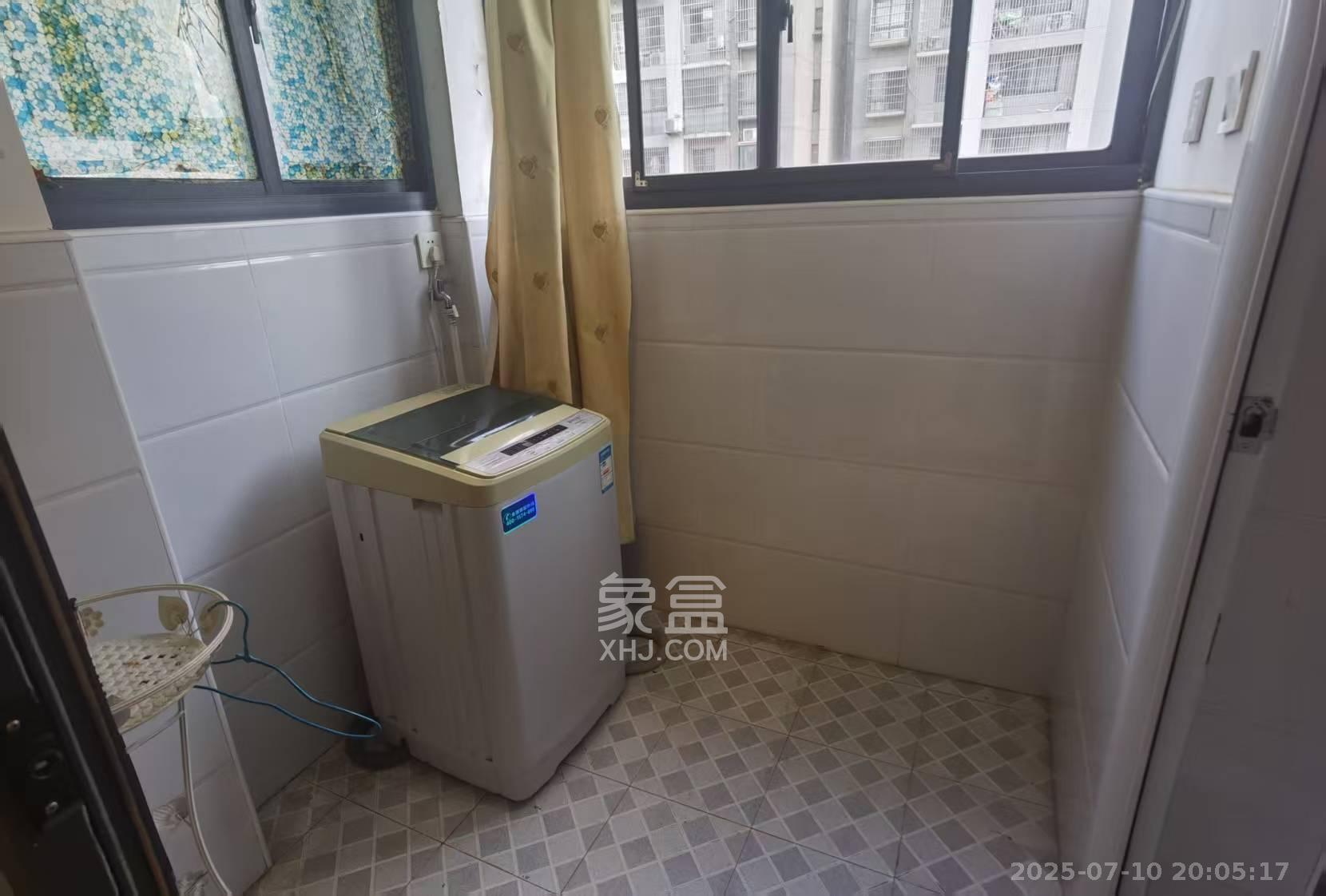 世纪桃花苑  1室1厅1卫   1800.00元/月室内图