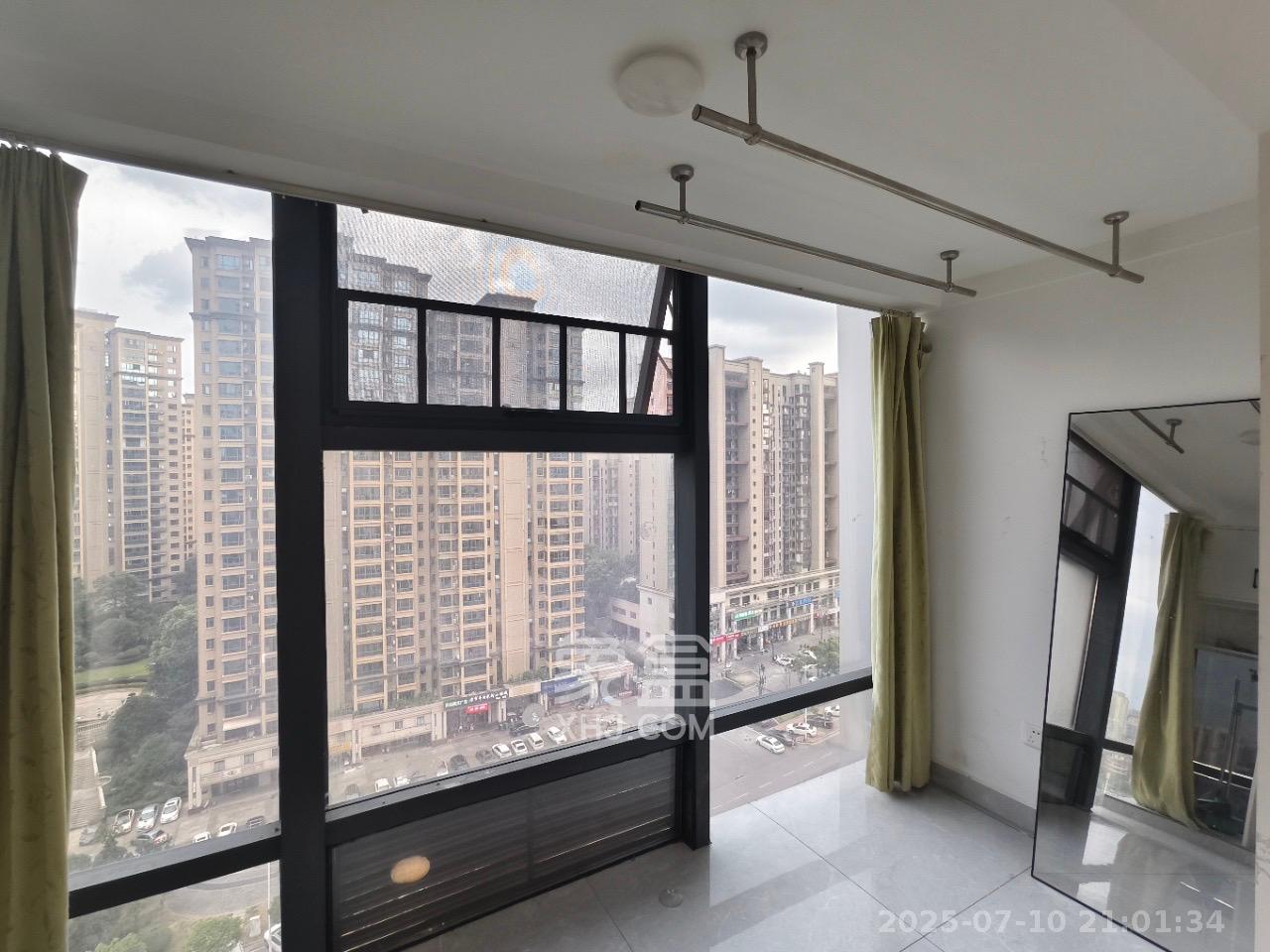 裕天国际商汇中心 1室0厅0卫 1350.0元/月 裕天国际商汇中心 1室0厅0卫 1350.0元/月室内图