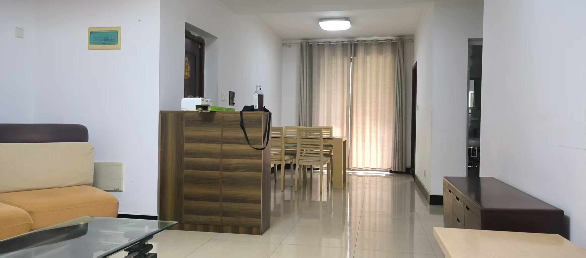 耀江花园东湖居 3室2厅2卫 1900.0元/月 耀江花园东湖居 3室2厅2卫 1900.0元/月室内图