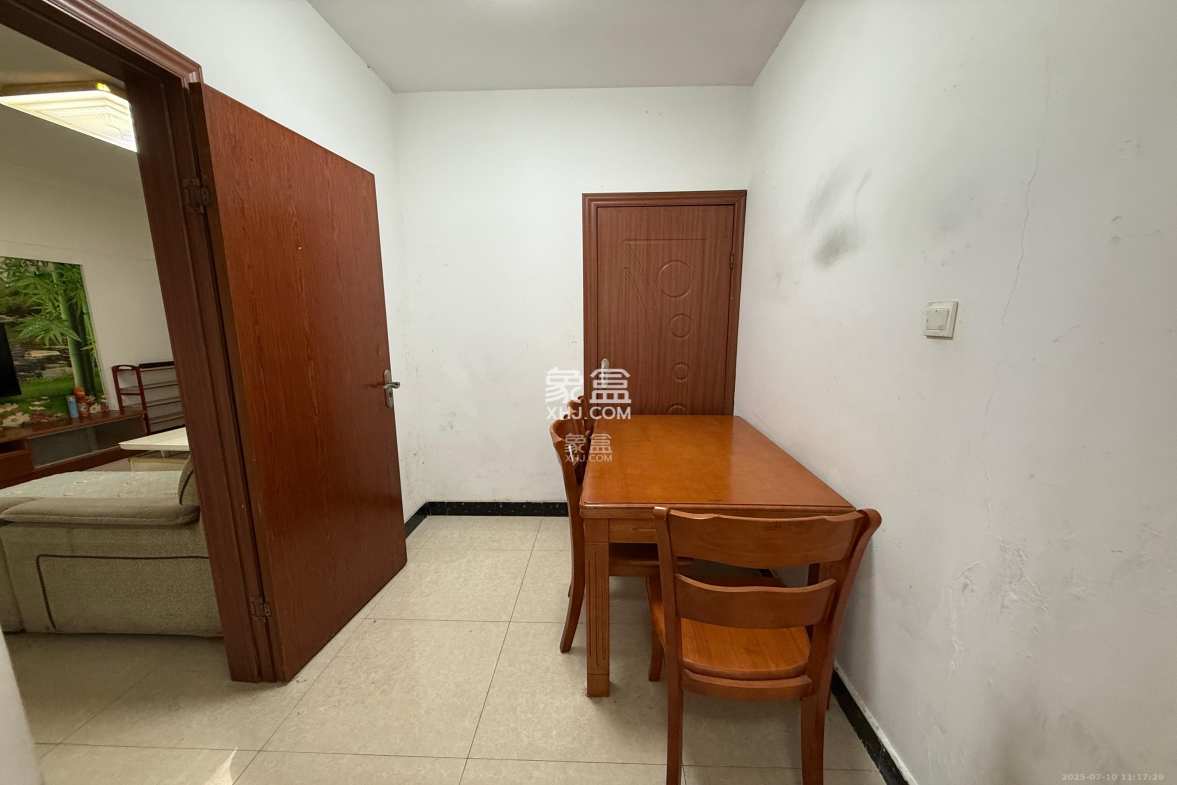 锦璨家园 2室2厅1卫 1600.0元/月 锦璨家园 2室2厅1卫 1600.0元/月室内图