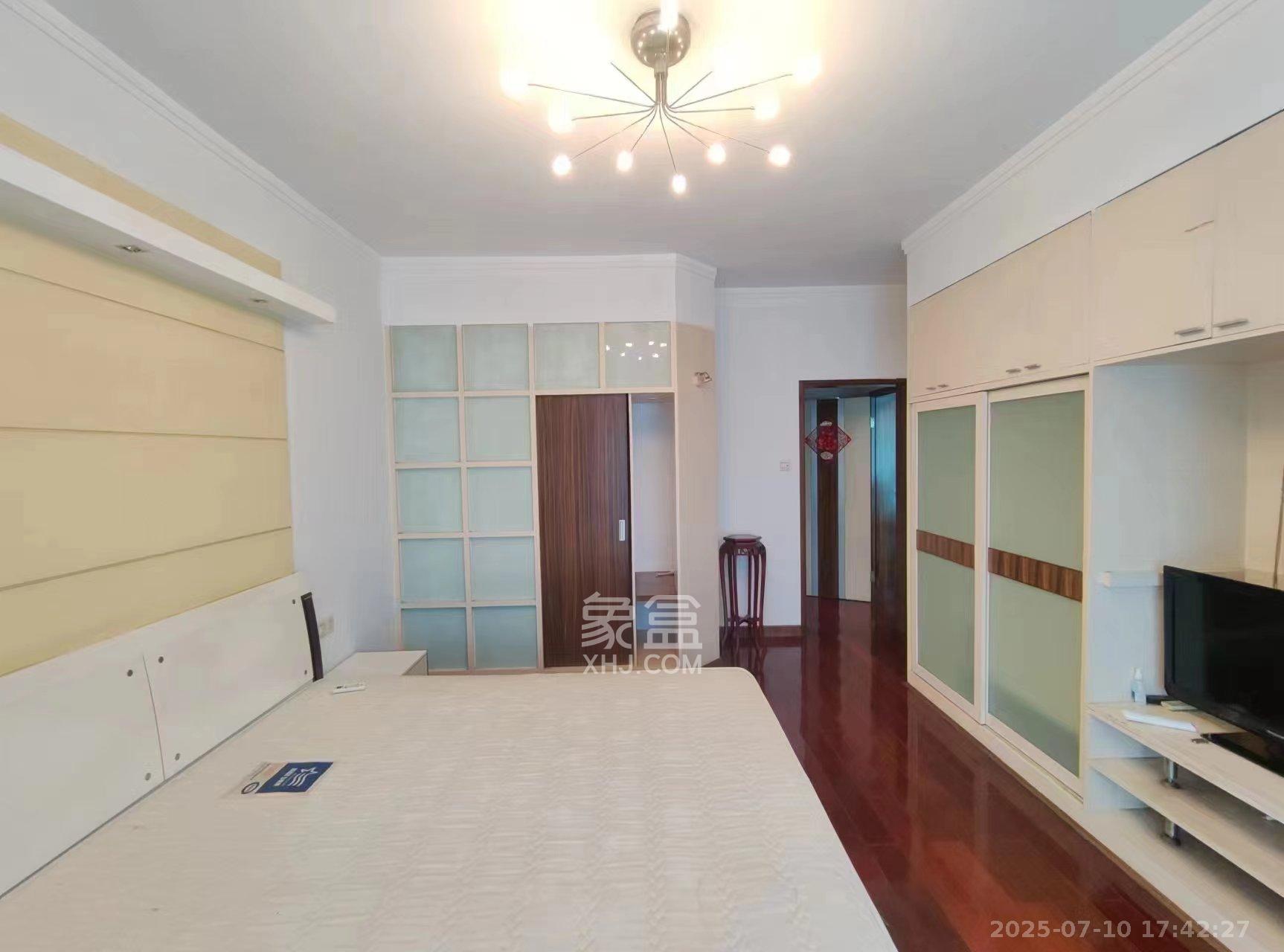 颐美园  4室3厅2卫    3200.0元/月 颐美园  4室3厅2卫    3200.0元/月室内图