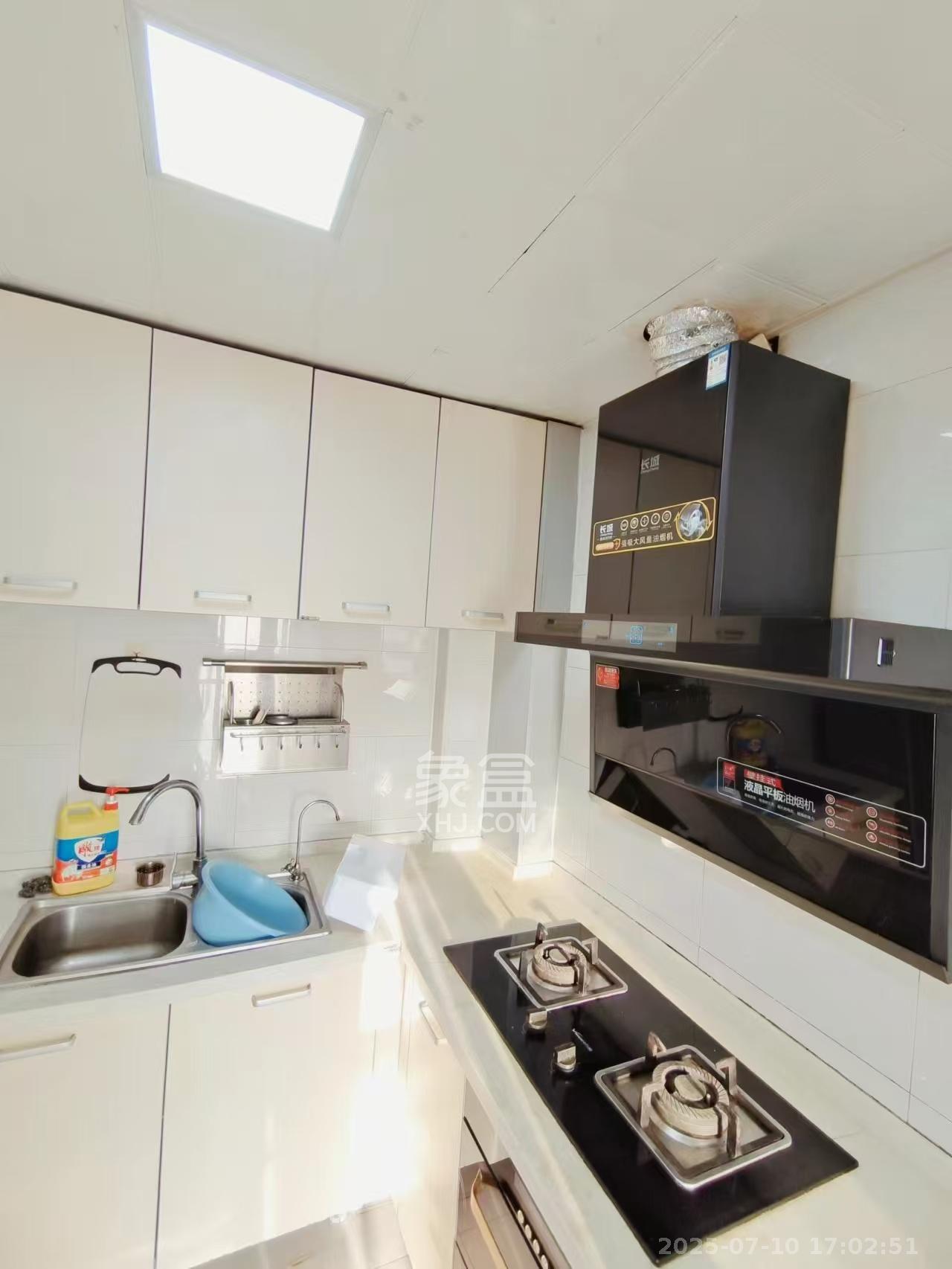 领航江阁  3室2厅1卫    2800.0元/月 领航江阁  3室2厅1卫    2800.0元/月室内图