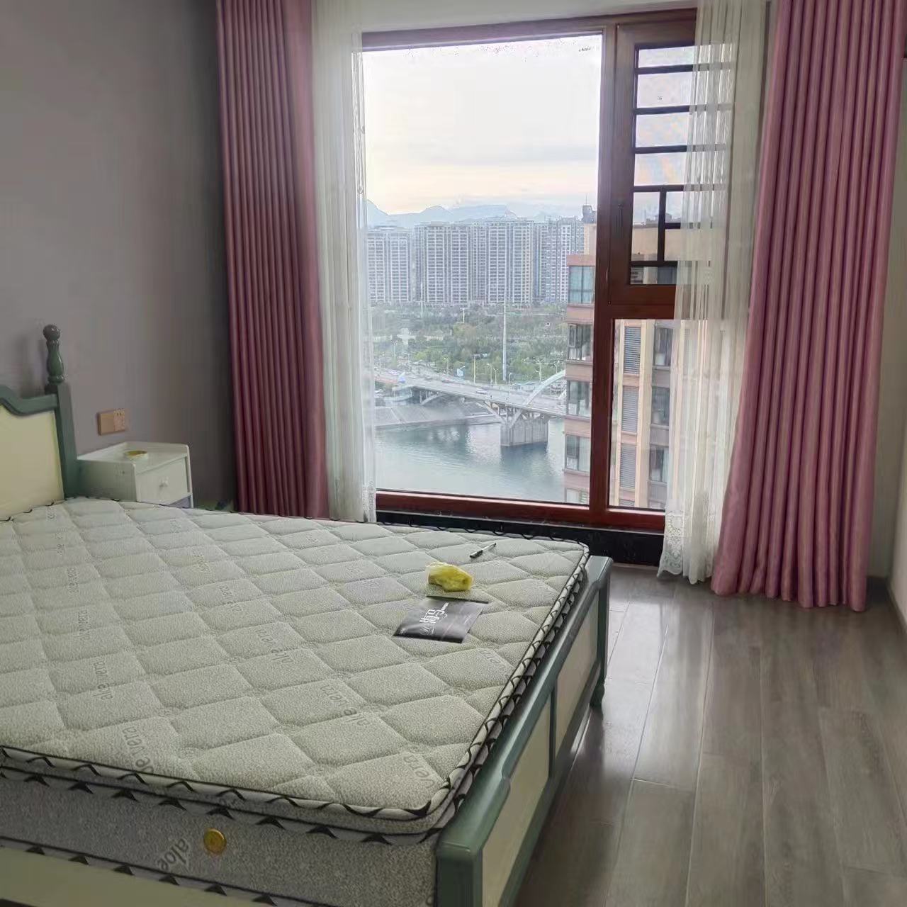 山水印象  3室2厅2卫   2300.00元/月户型图