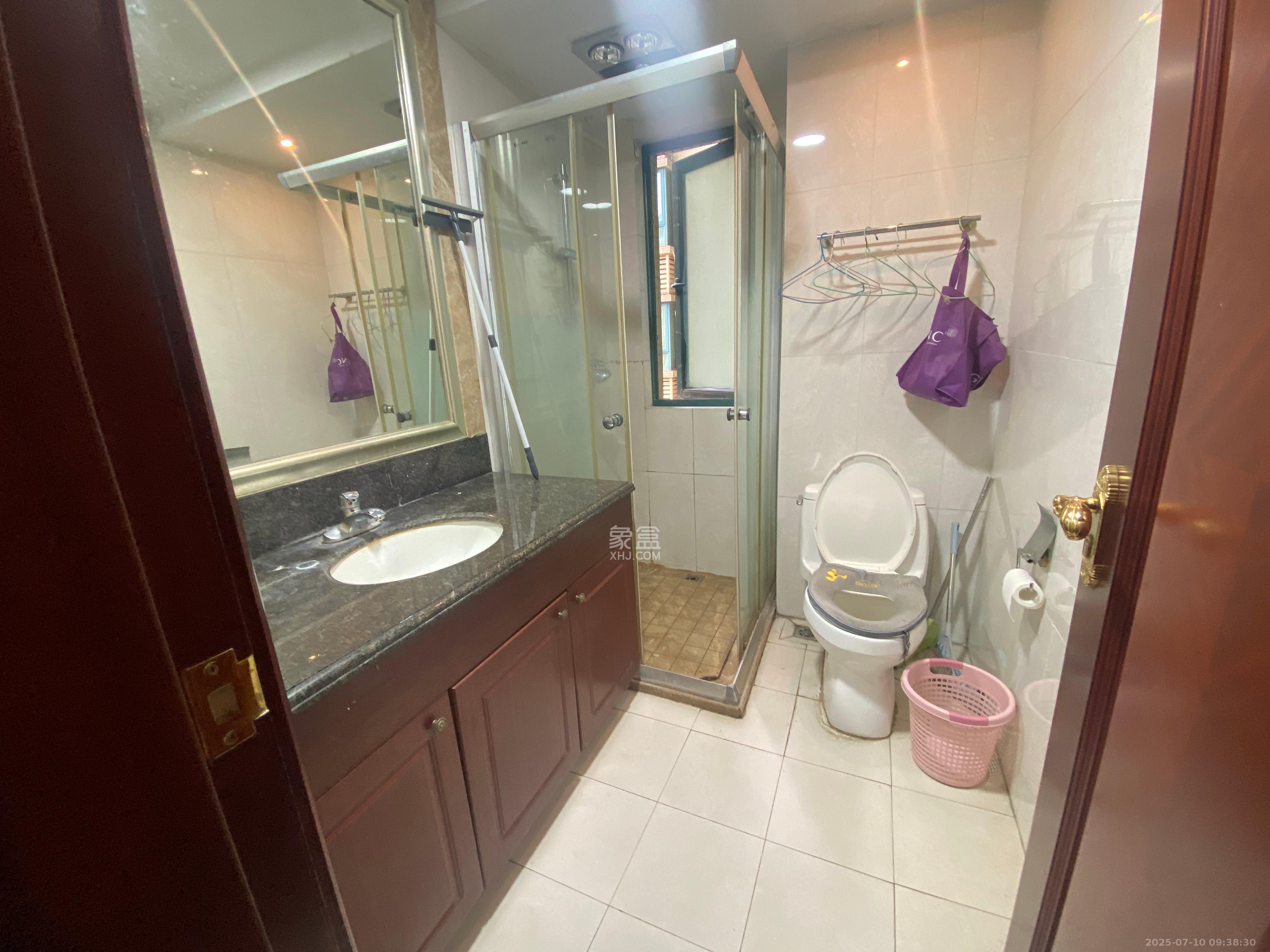 恒大名都  3室2厅2卫    1800.0元/月 恒大名都  3室2厅2卫    1800.0元/月室内图