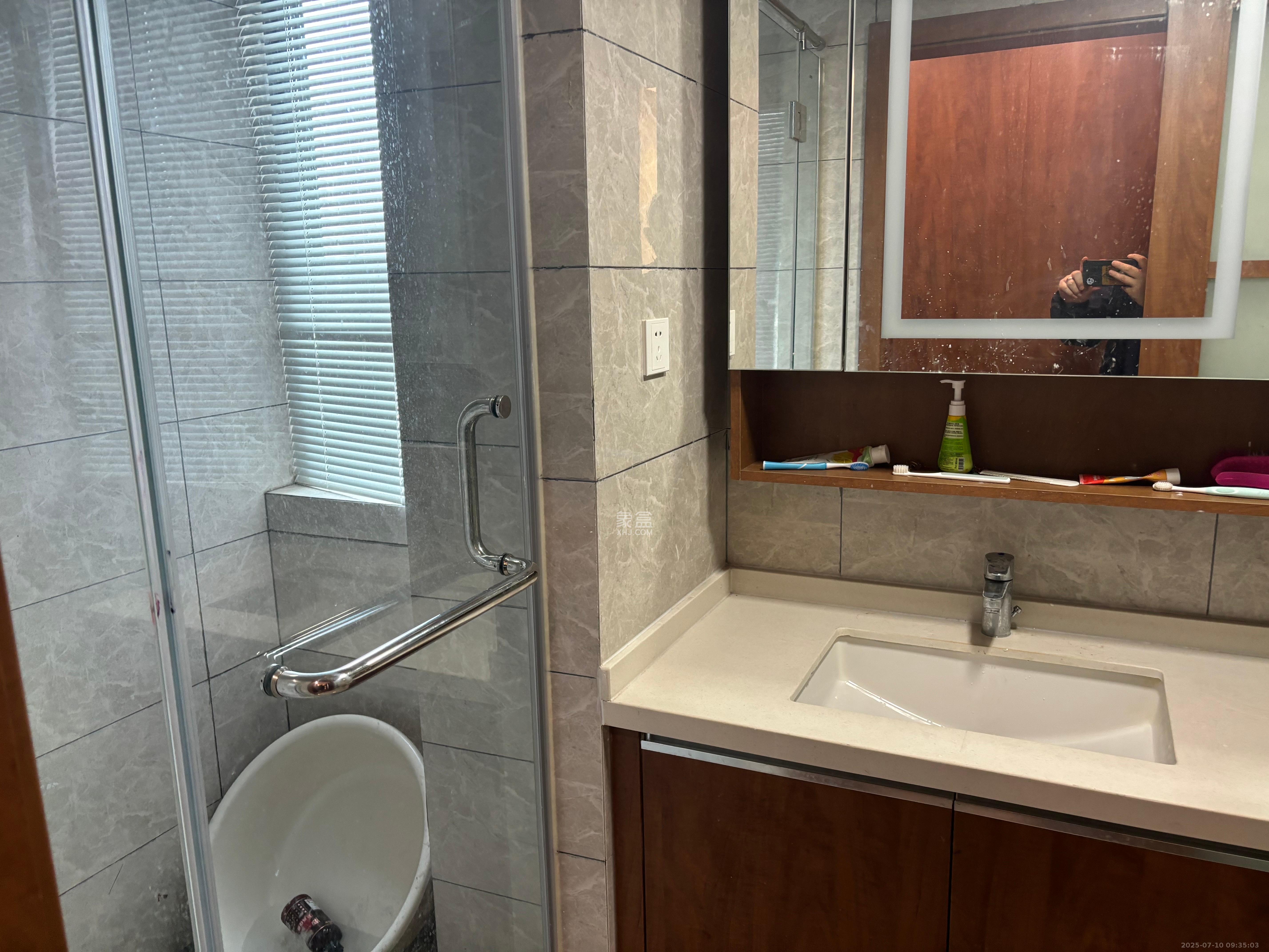 旭辉都会山  3室2厅2卫    4500.0元/月 旭辉都会山  3室2厅2卫    4500.0元/月室内图