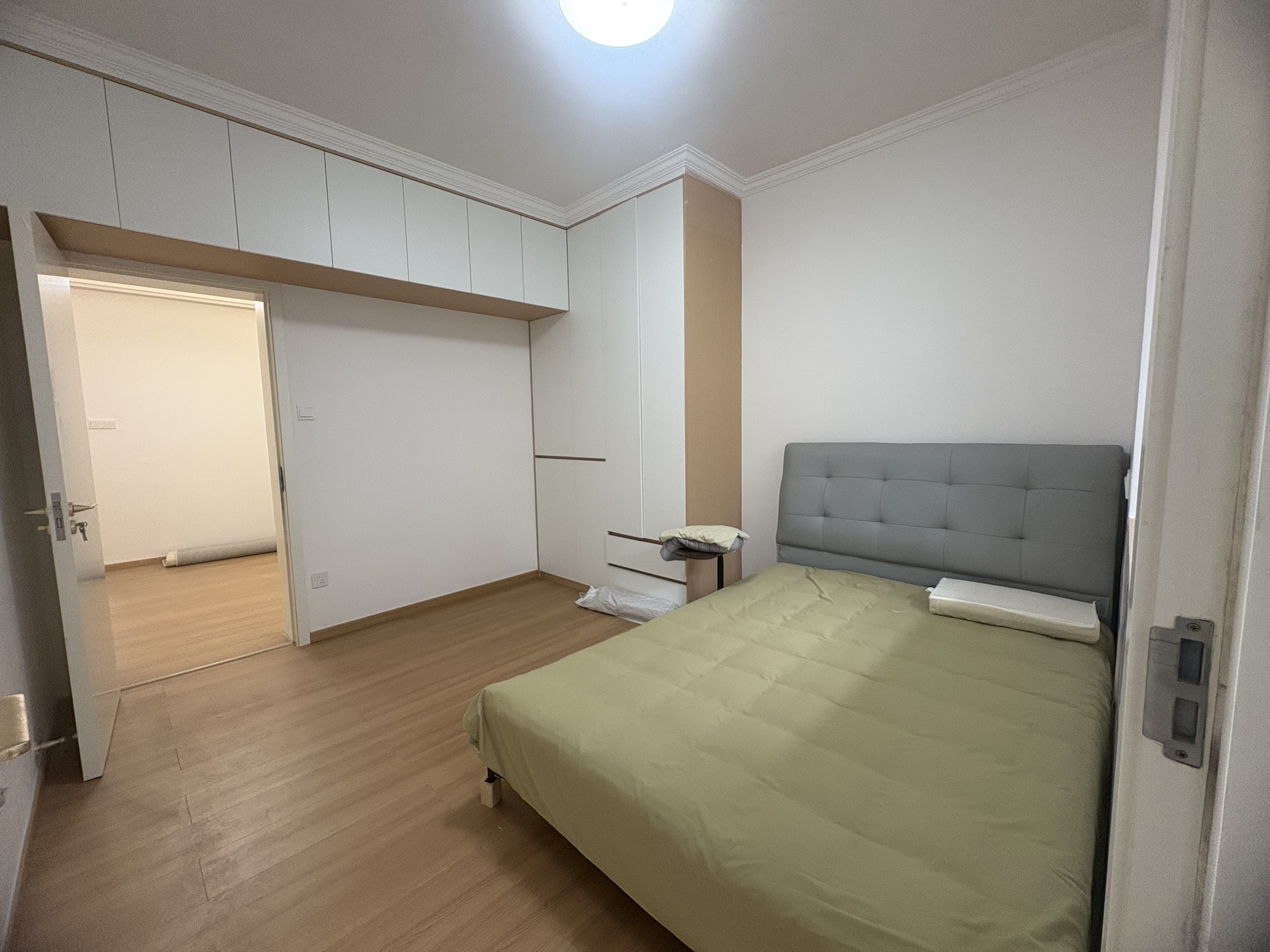 月塘生活小区 2室2厅1卫 48.0万 月塘生活小区 2室2厅1卫 48.0万客厅