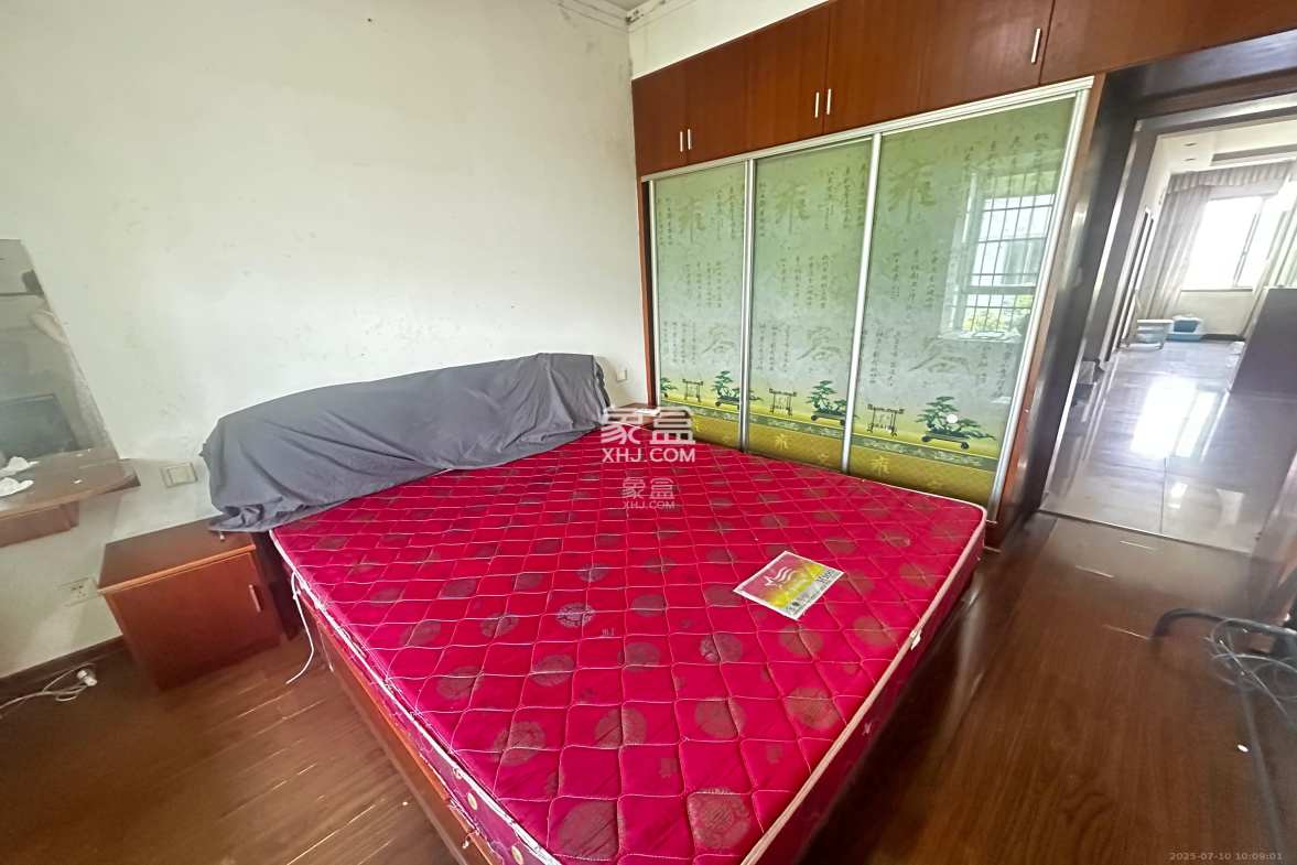 中南汽车世界 2室2厅1卫 1000.0元/月 中南汽车世界 2室2厅1卫 1000.0元/月室内图