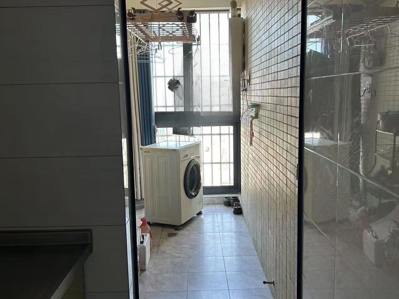 名门学府【八顺大厦】  2室2厅1卫   2600.00元/月室内图