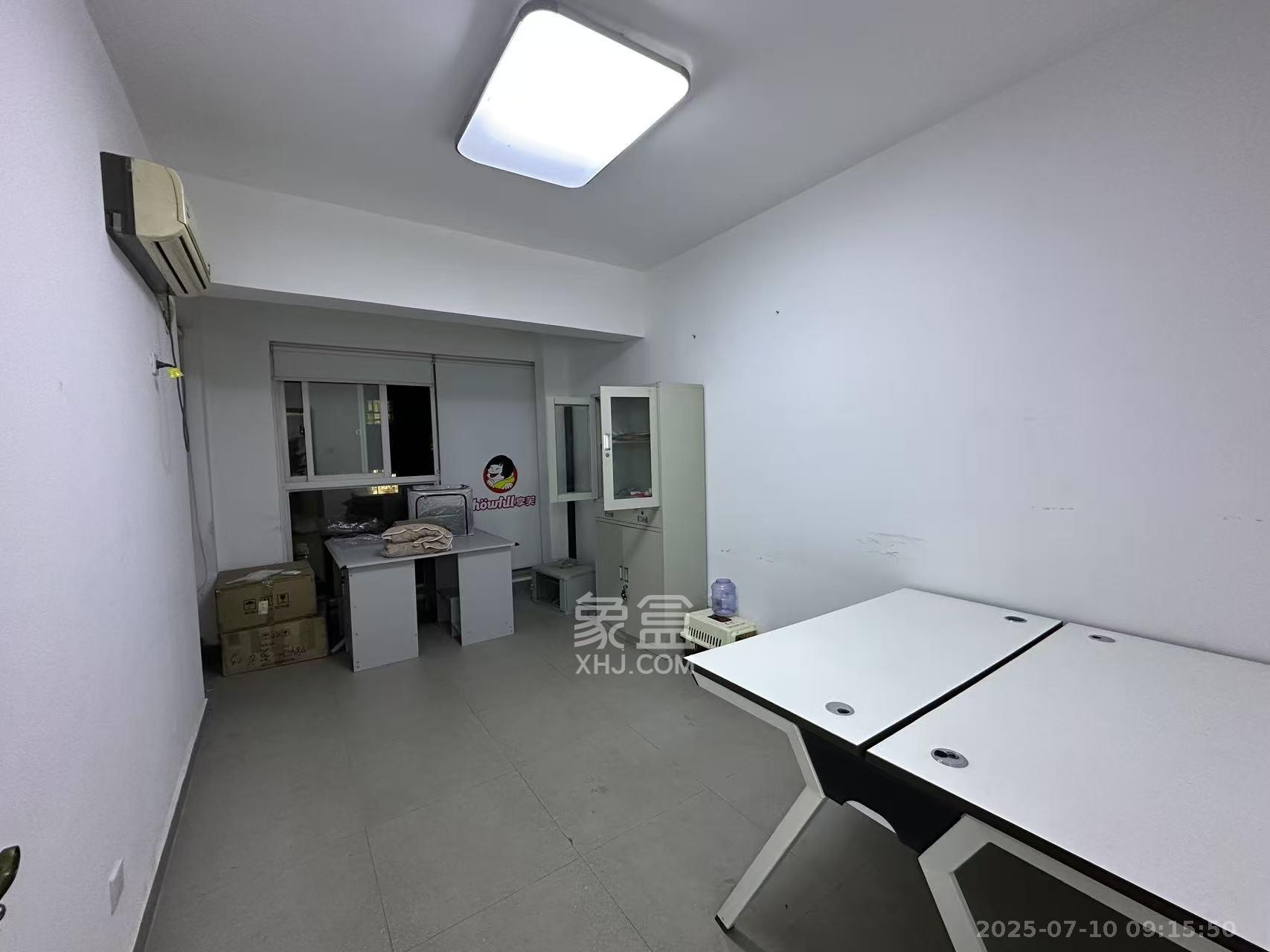 上河国际C区  5室1厅1卫   4800.00元/月室内图