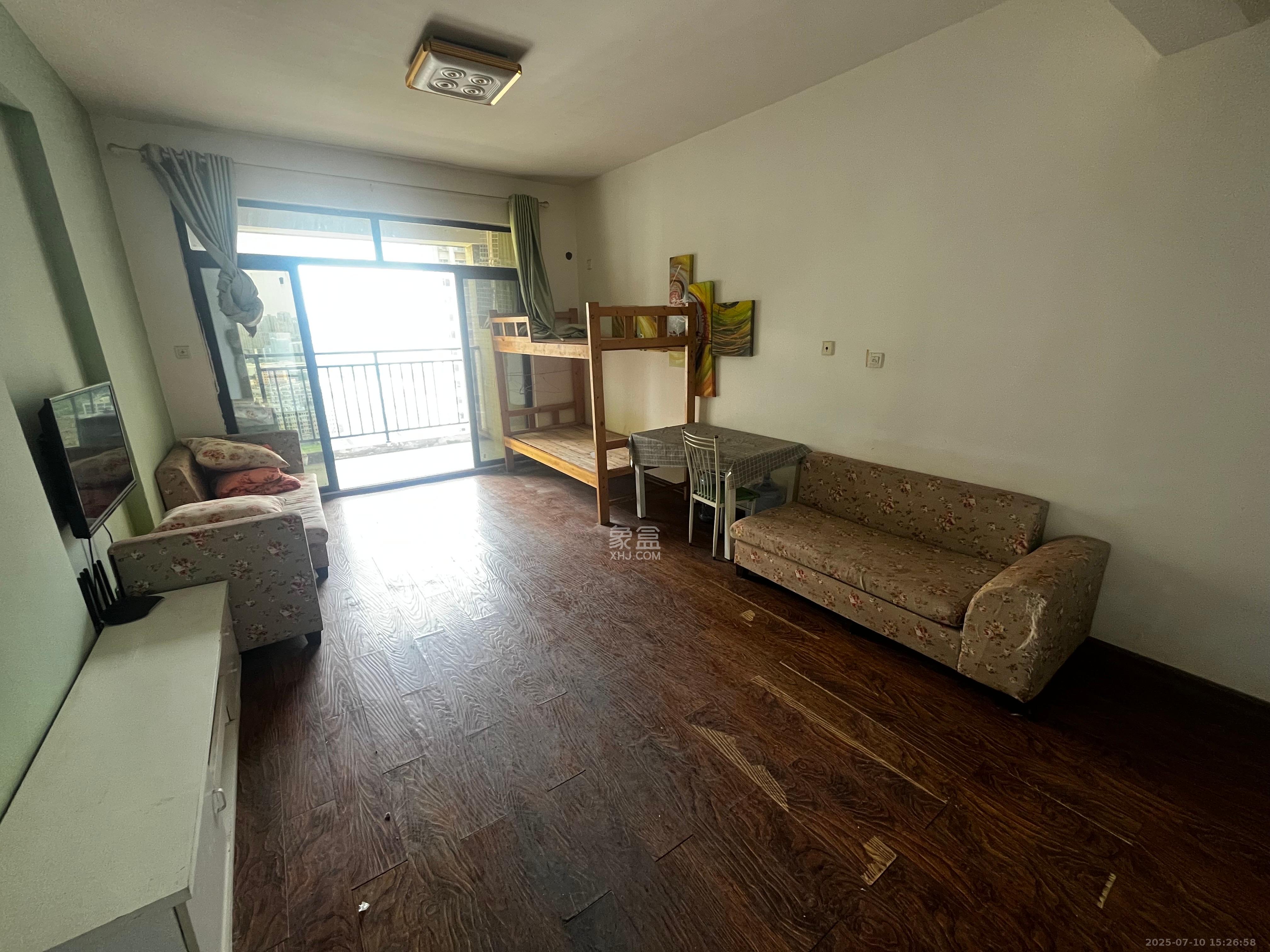 天元涉外景园B区 3室2厅1卫 2600.0元/月 天元涉外景园B区 3室2厅1卫 2600.0元/月室内图