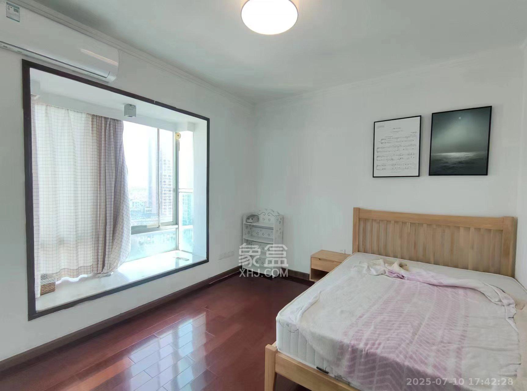 颐美园  4室3厅2卫    3200.0元/月 颐美园  4室3厅2卫    3200.0元/月室内图