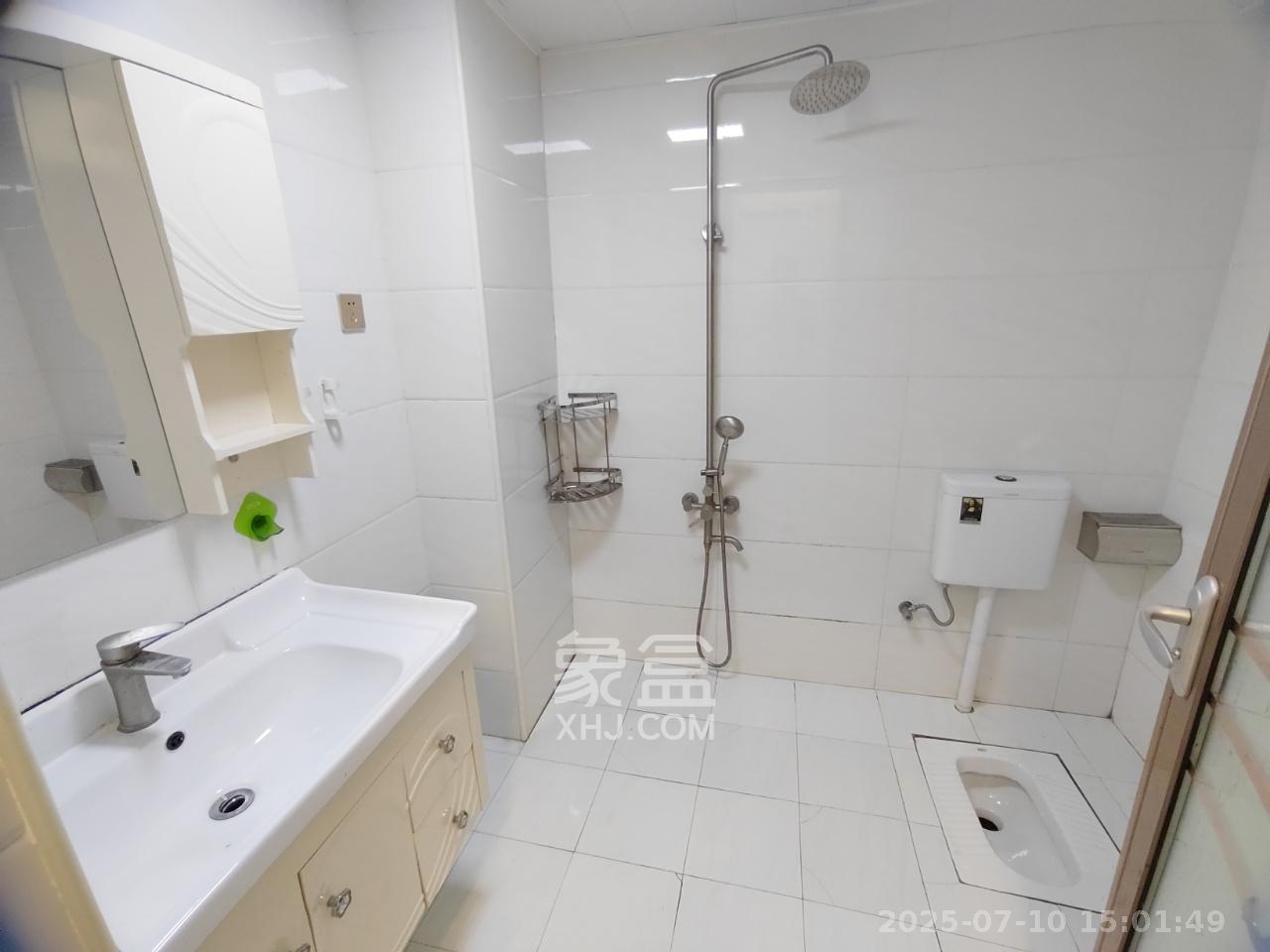 望兴景园二期(望兴西西里) 1室1厅1卫 2000.0元/月 望兴景园二期(望兴西西里) 1室1厅1卫 2000.0元/月室内图