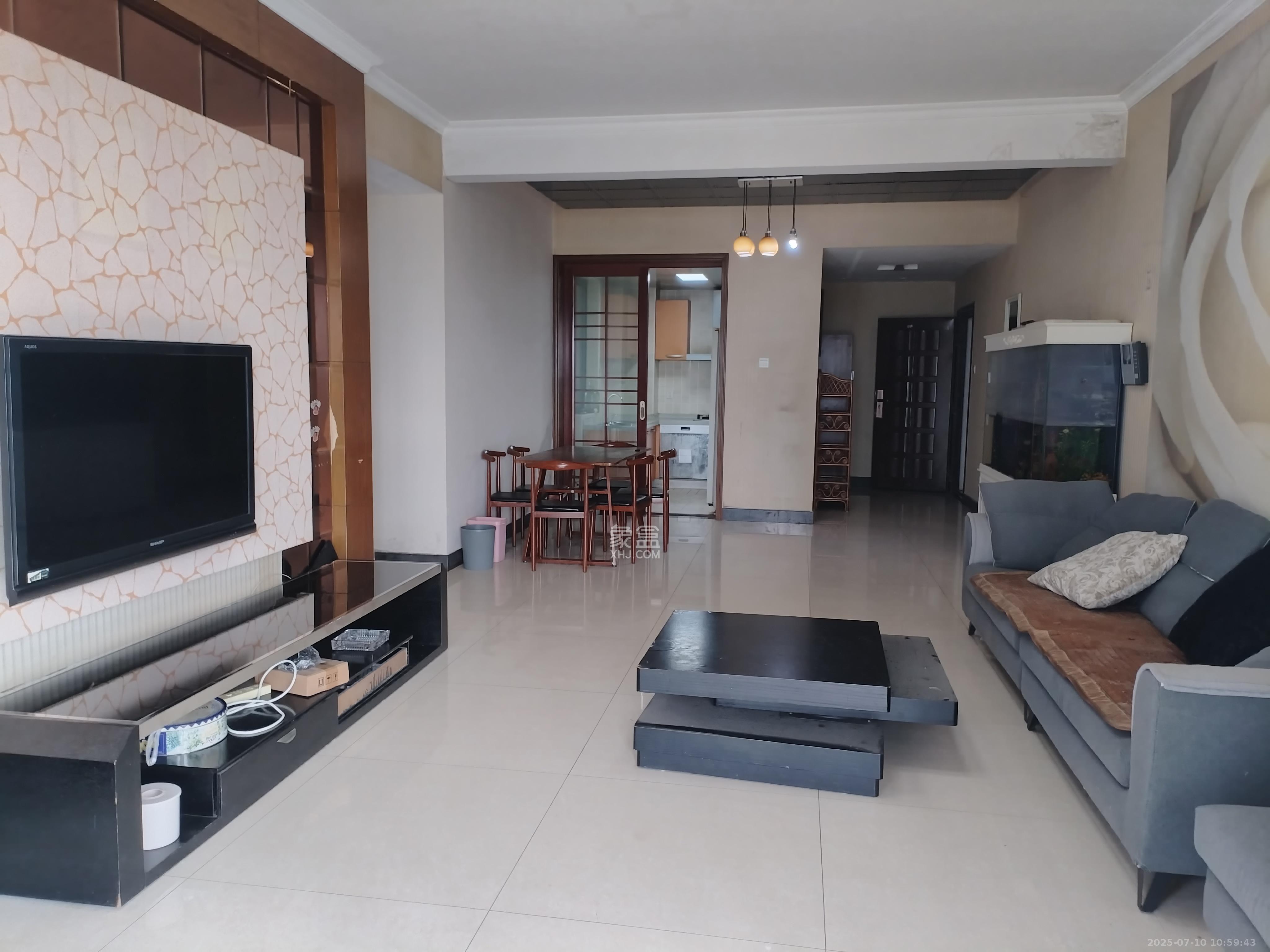 滨江金座 3室2厅2卫 2800.0元/月 滨江金座 3室2厅2卫 2800.0元/月室内图