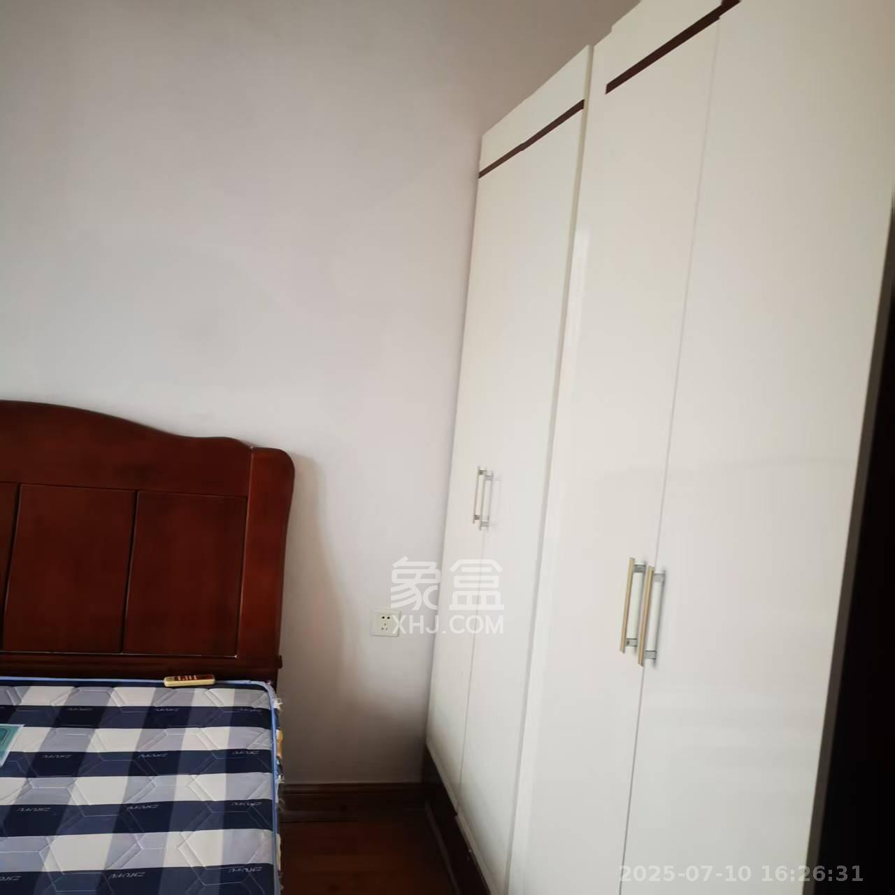 宏泽佳园 2室2厅1卫 3200.0元/月 宏泽佳园 2室2厅1卫 3200.0元/月室内图