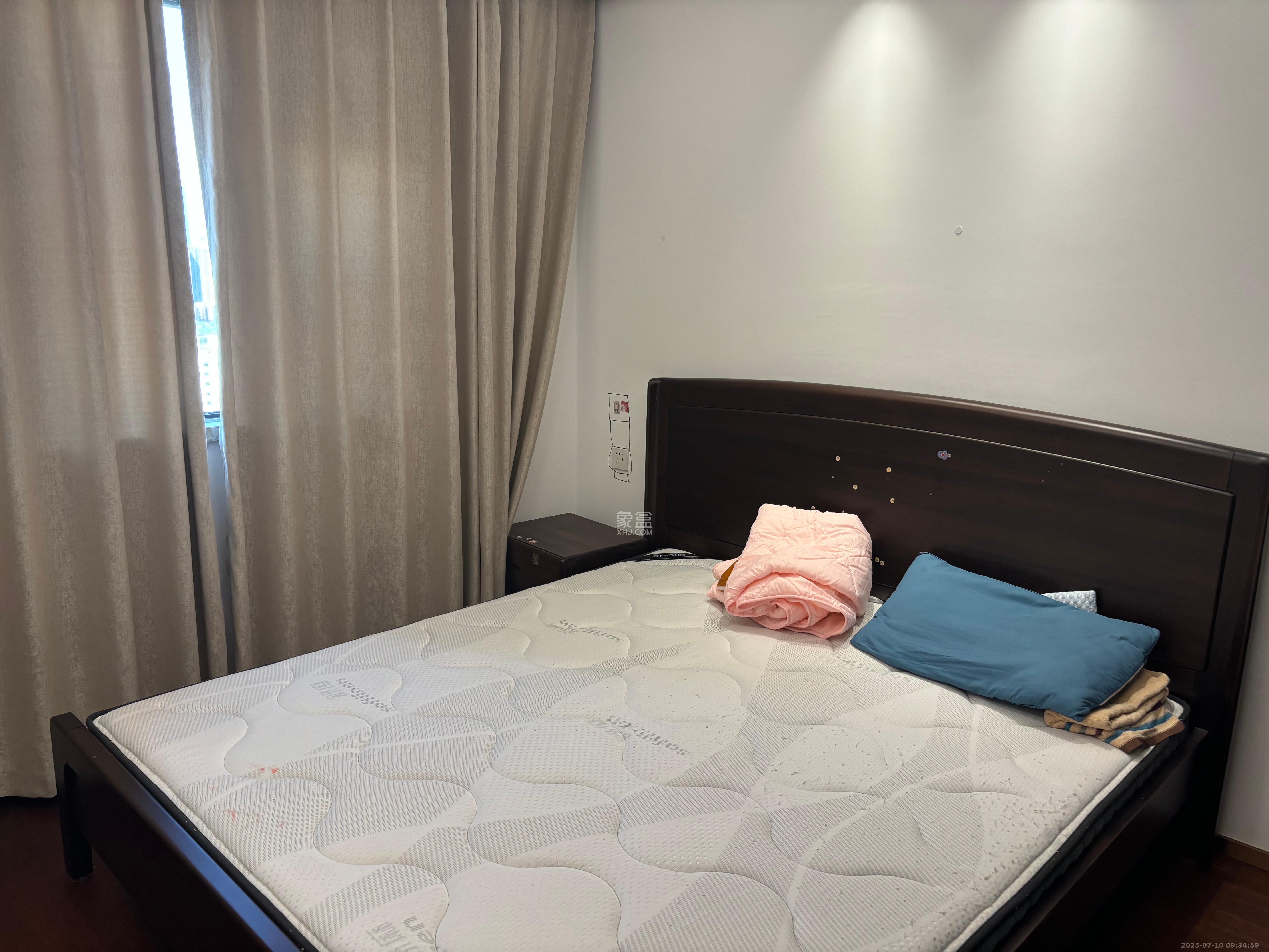 旭辉都会山  3室2厅2卫    4500.0元/月 旭辉都会山  3室2厅2卫    4500.0元/月室内图