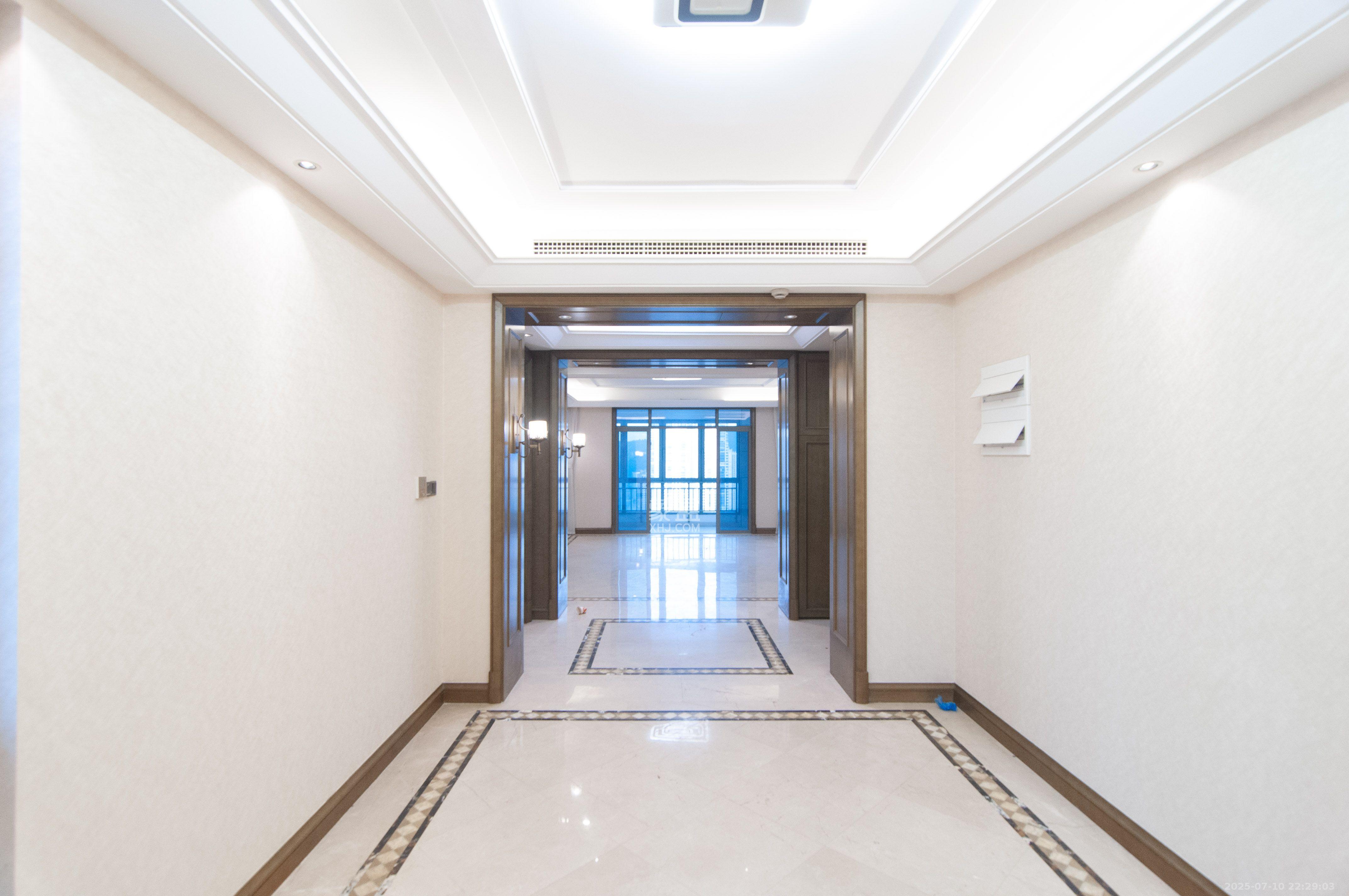 梅溪湖金茂府(金茂广场)(金茂览秀城) 4室2厅3卫 8000.0元/月 梅溪湖金茂府(金茂广场)(金茂览秀城) 4室2厅3卫 8000.0元/月室内图