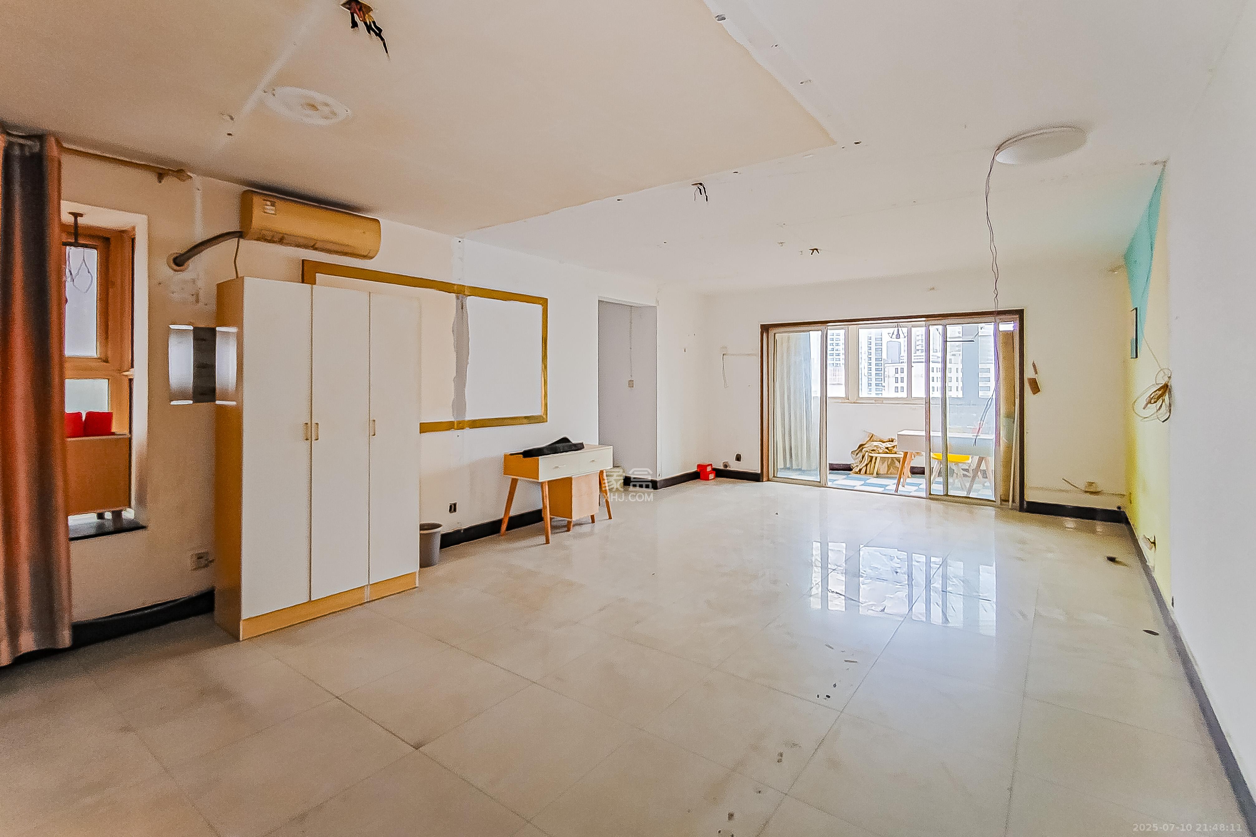 明星村  4室2厅1卫   140.00万