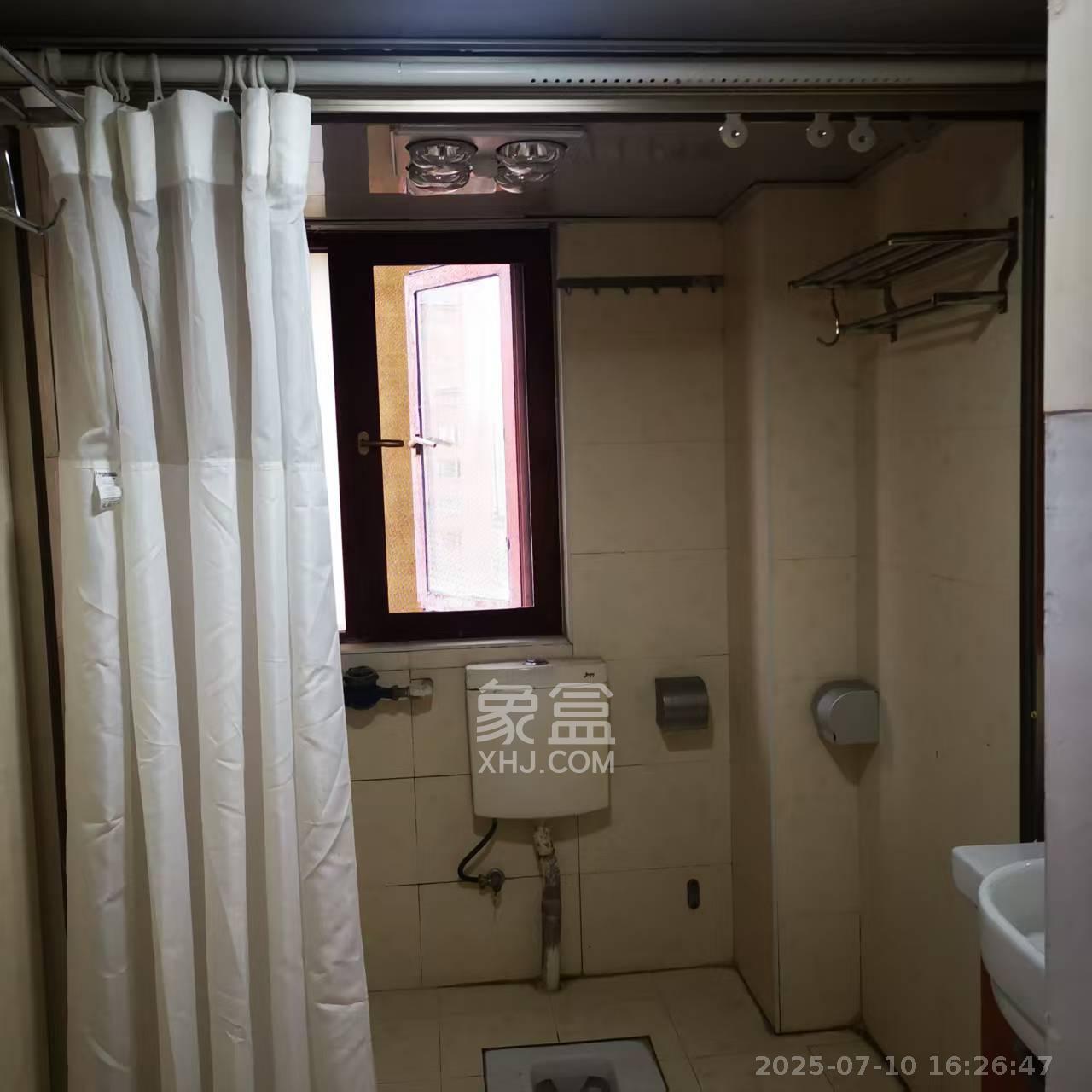 宏泽佳园  2室2厅1卫    3200.0元/月室内图