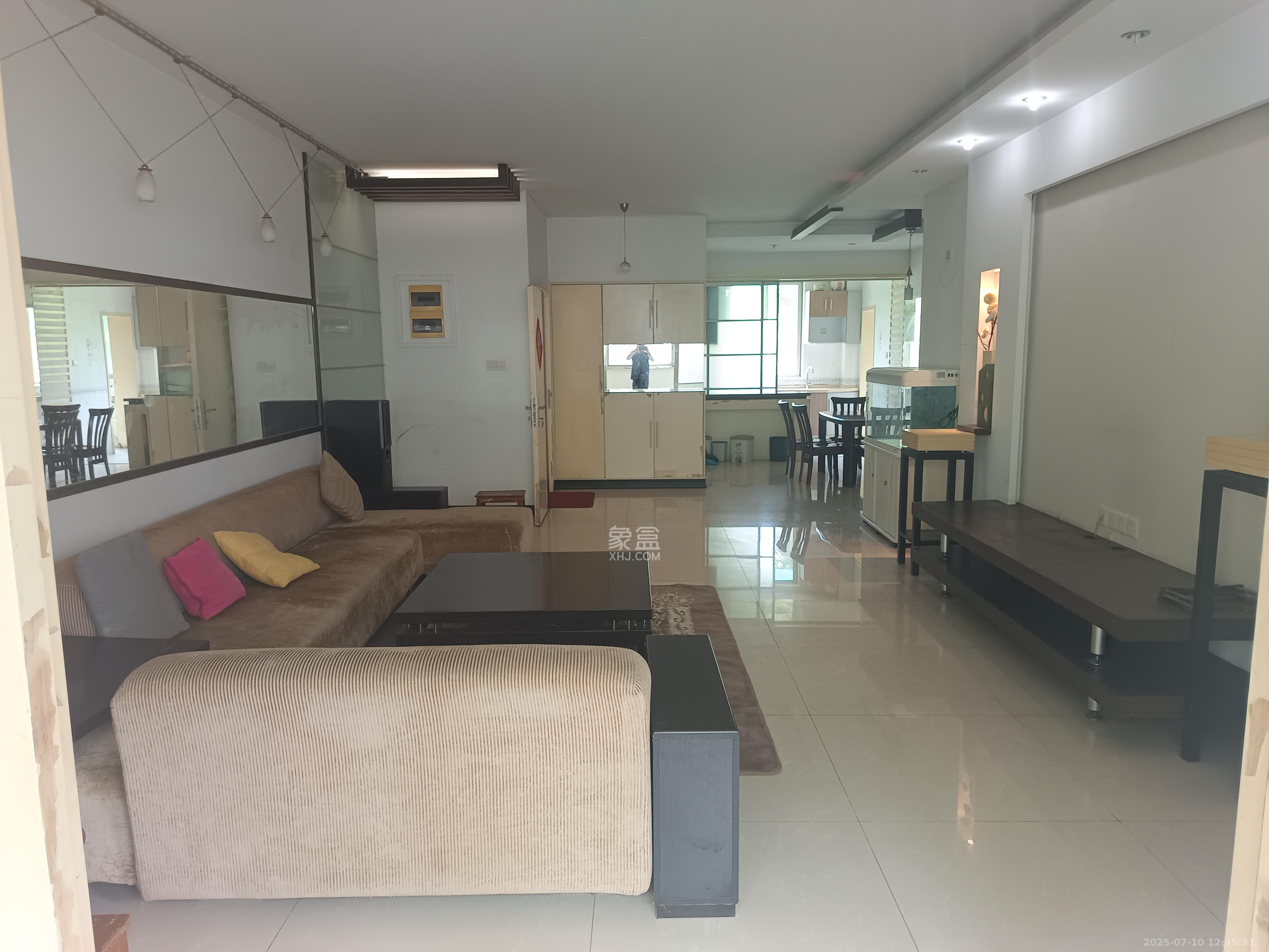 中联科技园 4室2厅2卫 3000.0元/月 中联科技园 4室2厅2卫 3000.0元/月室内图