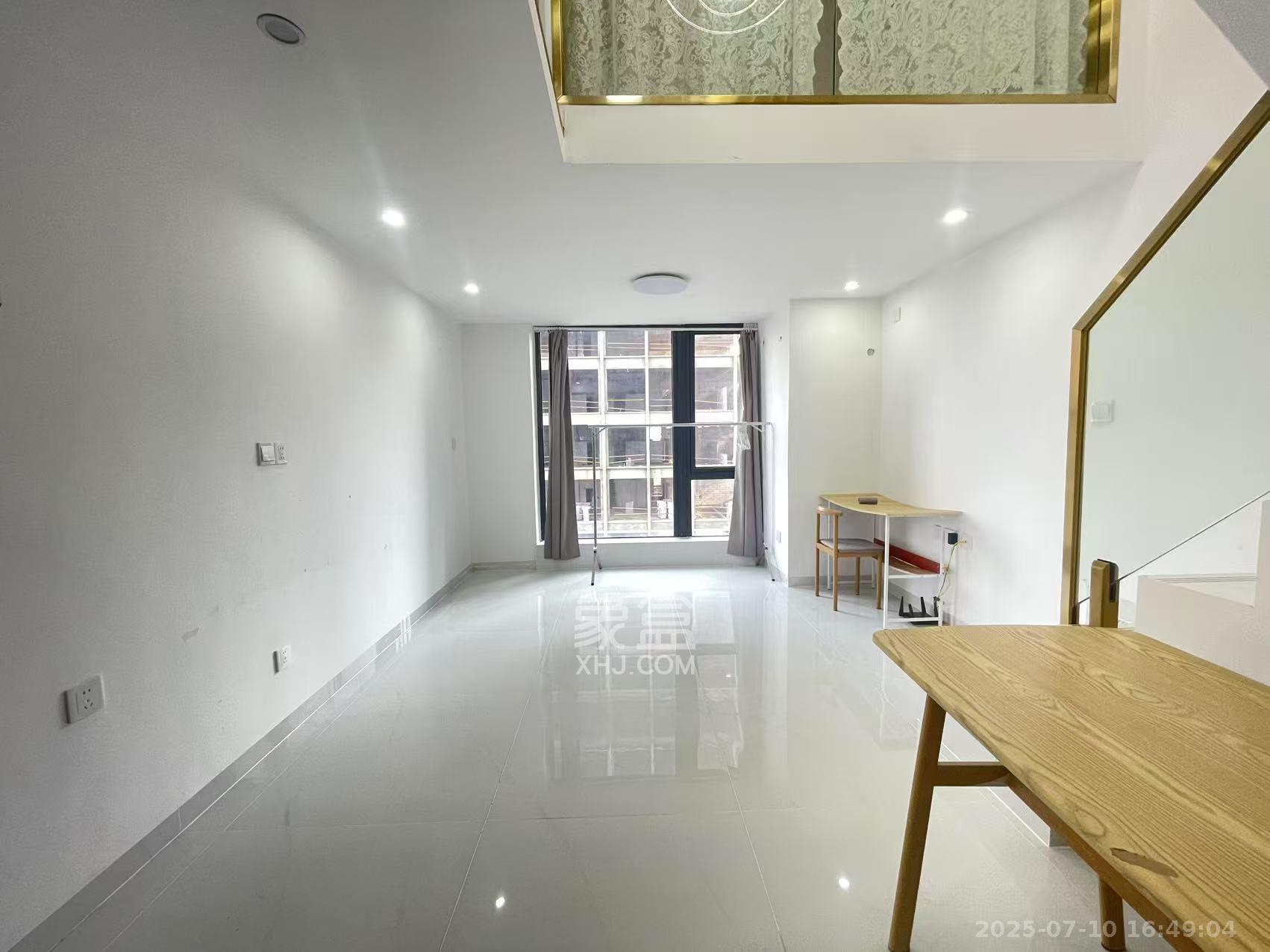 芝林商务中心 2室1厅1卫 1500.0元/月 芝林商务中心 2室1厅1卫 1500.0元/月室内图