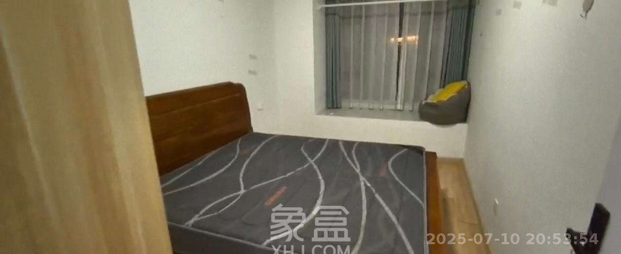 天健城  3室2厅1卫    4000.0元/月室内图