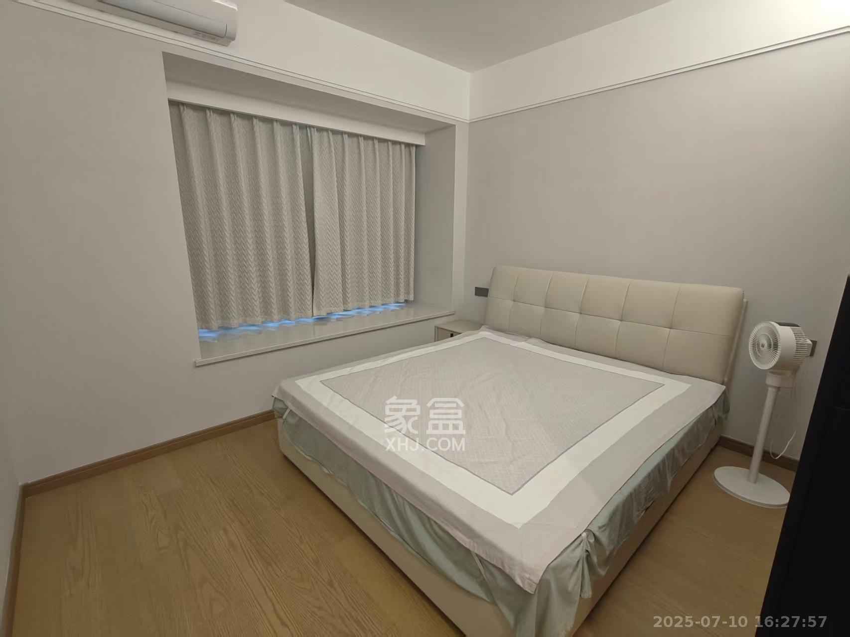 爱家当代境  4室2厅2卫   3600.00元/月室内图