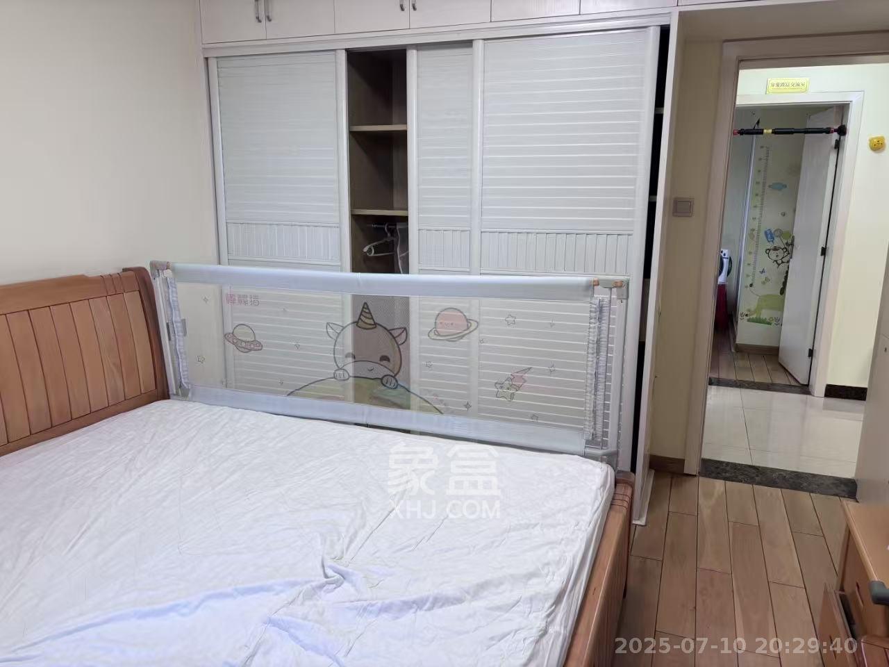 中房瑞致国际  1室0厅0卫   2400.00元/月室内图