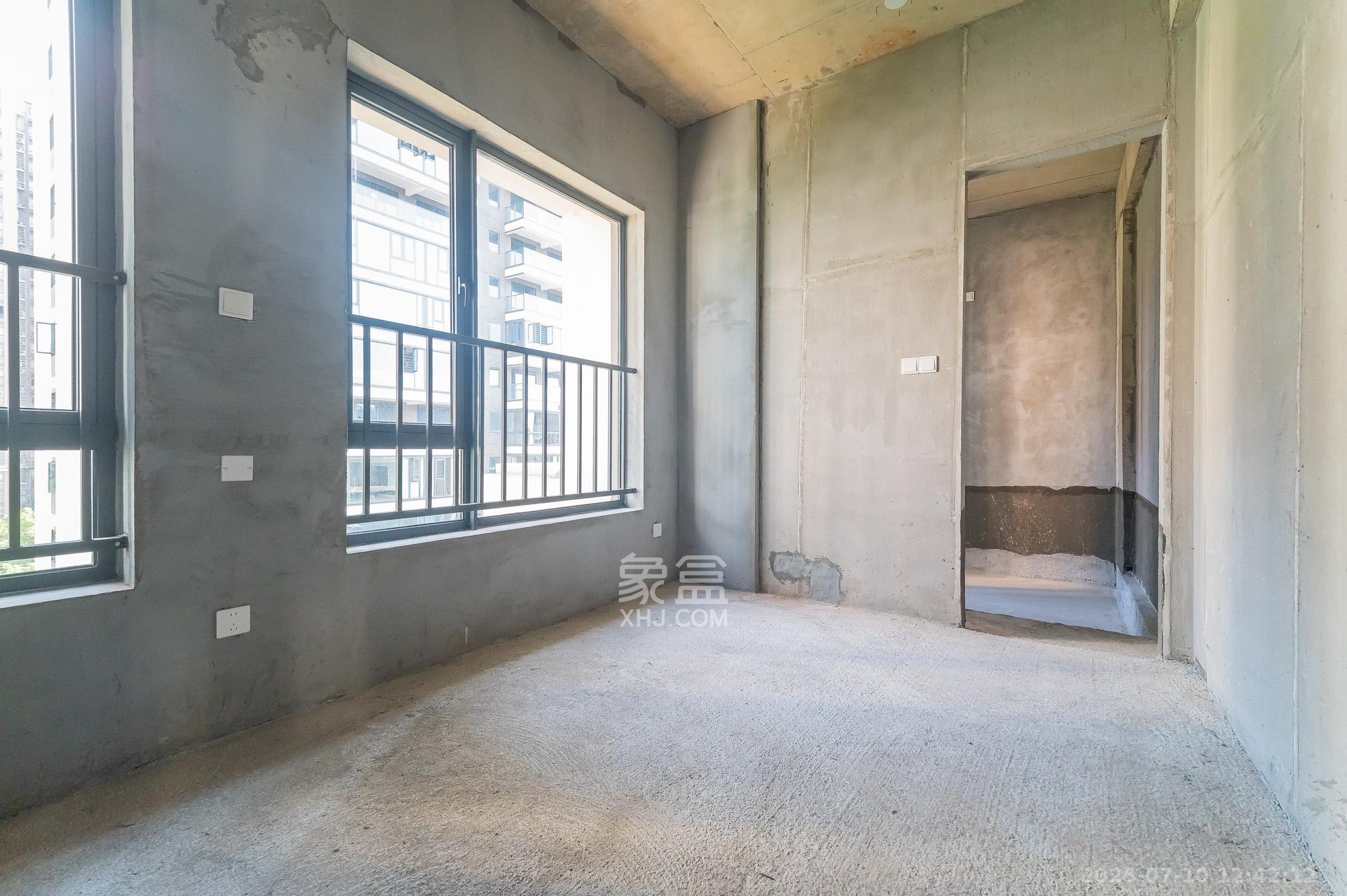 三一云谷  5室2厅3卫    239.8万 三一云谷  5室2厅3卫    239.8万其他