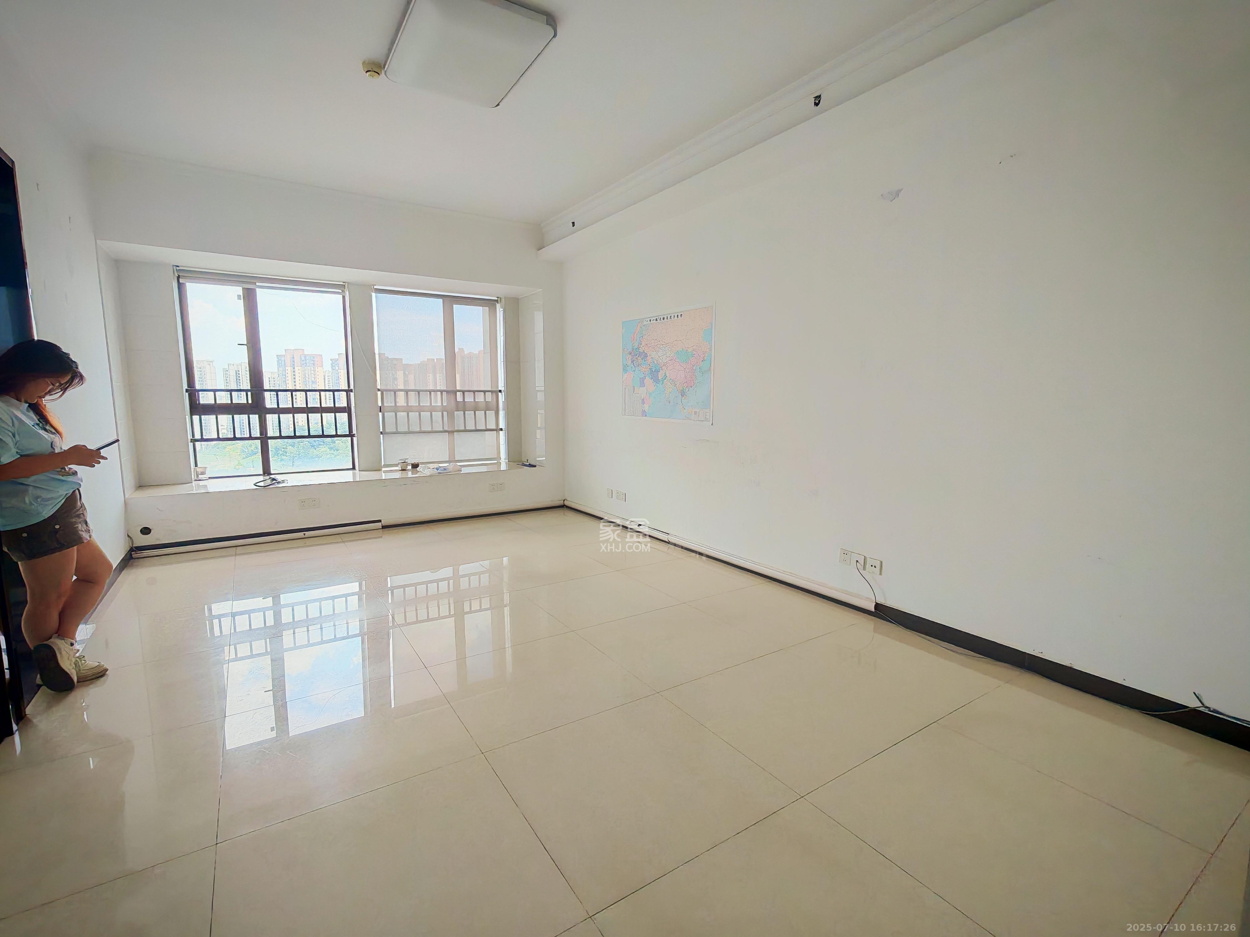 湘诚德峰小区A区 1室0厅0卫 1500.0元/月 湘诚德峰小区A区 1室0厅0卫 1500.0元/月室内图