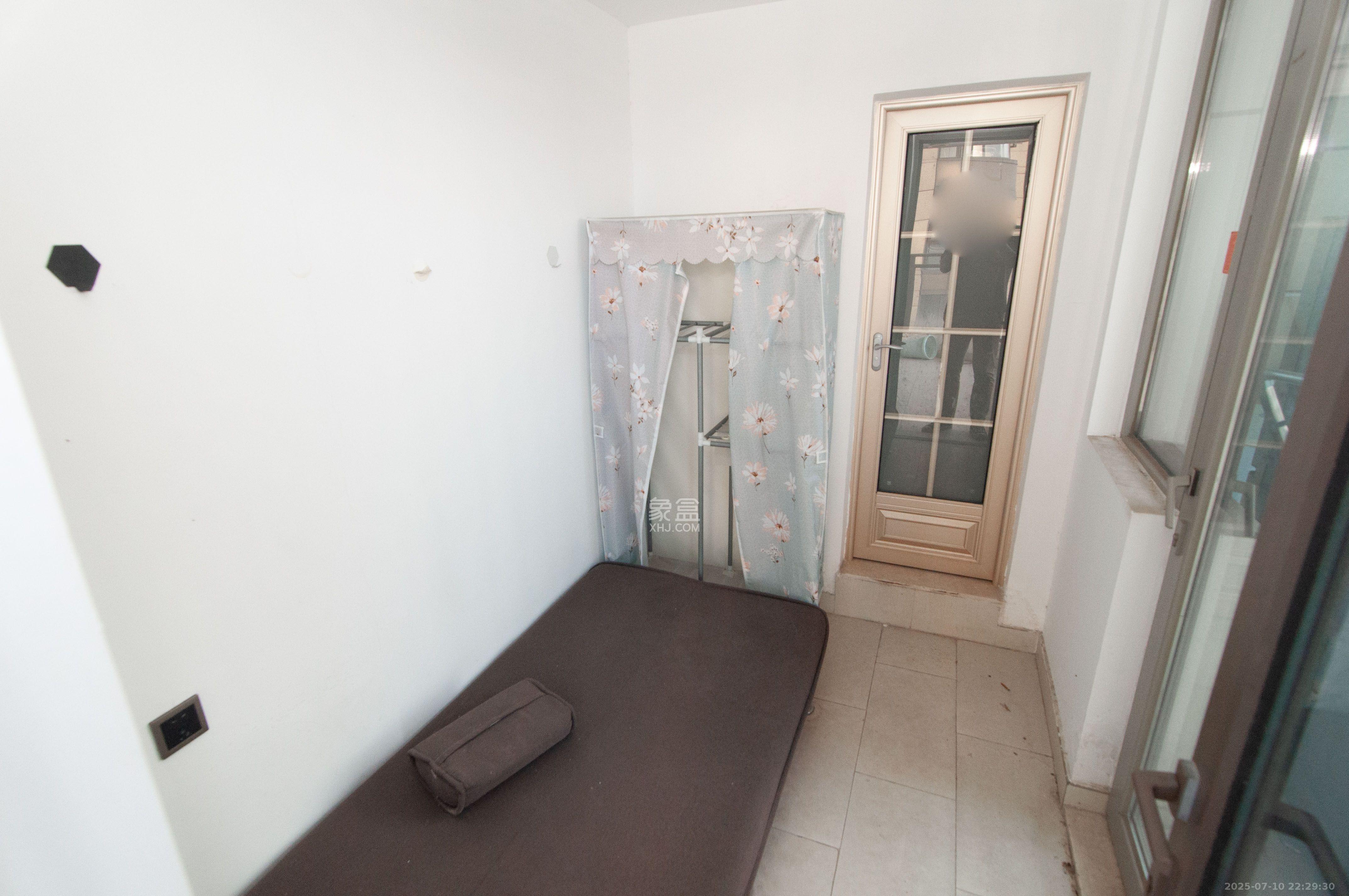 梅溪湖金茂府(金茂广场)(金茂览秀城) 4室2厅3卫 8000.0元/月 梅溪湖金茂府(金茂广场)(金茂览秀城) 4室2厅3卫 8000.0元/月室内图