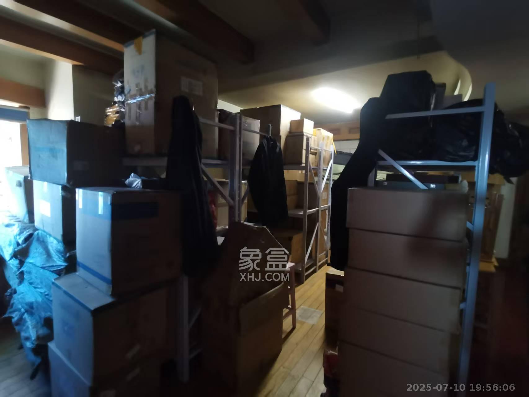 天心城市广场(黄金之城) 3室2厅2卫 3000.0元/月 天心城市广场(黄金之城) 3室2厅2卫 3000.0元/月室内图