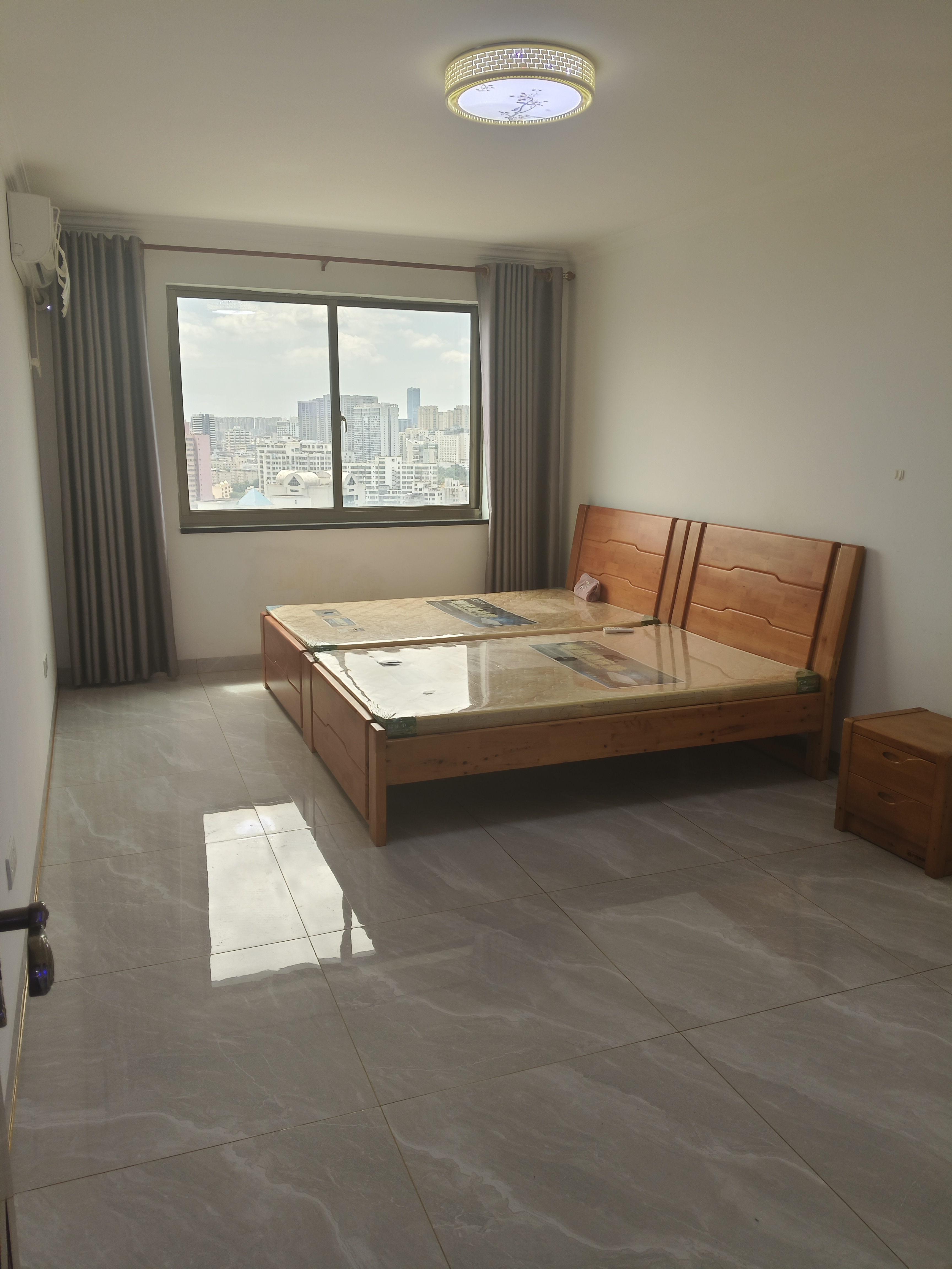 首力大厦 3室2厅2卫 3500.0元/月 首力大厦 3室2厅2卫 3500.0元/月室内图