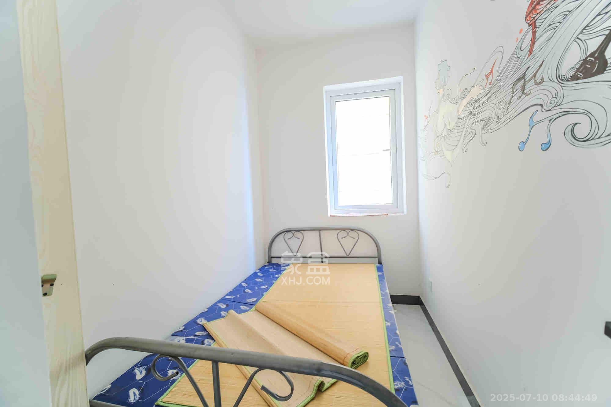 保利香槟国际 2室2厅1卫 1700.0元/月 保利香槟国际 2室2厅1卫 1700.0元/月室内图