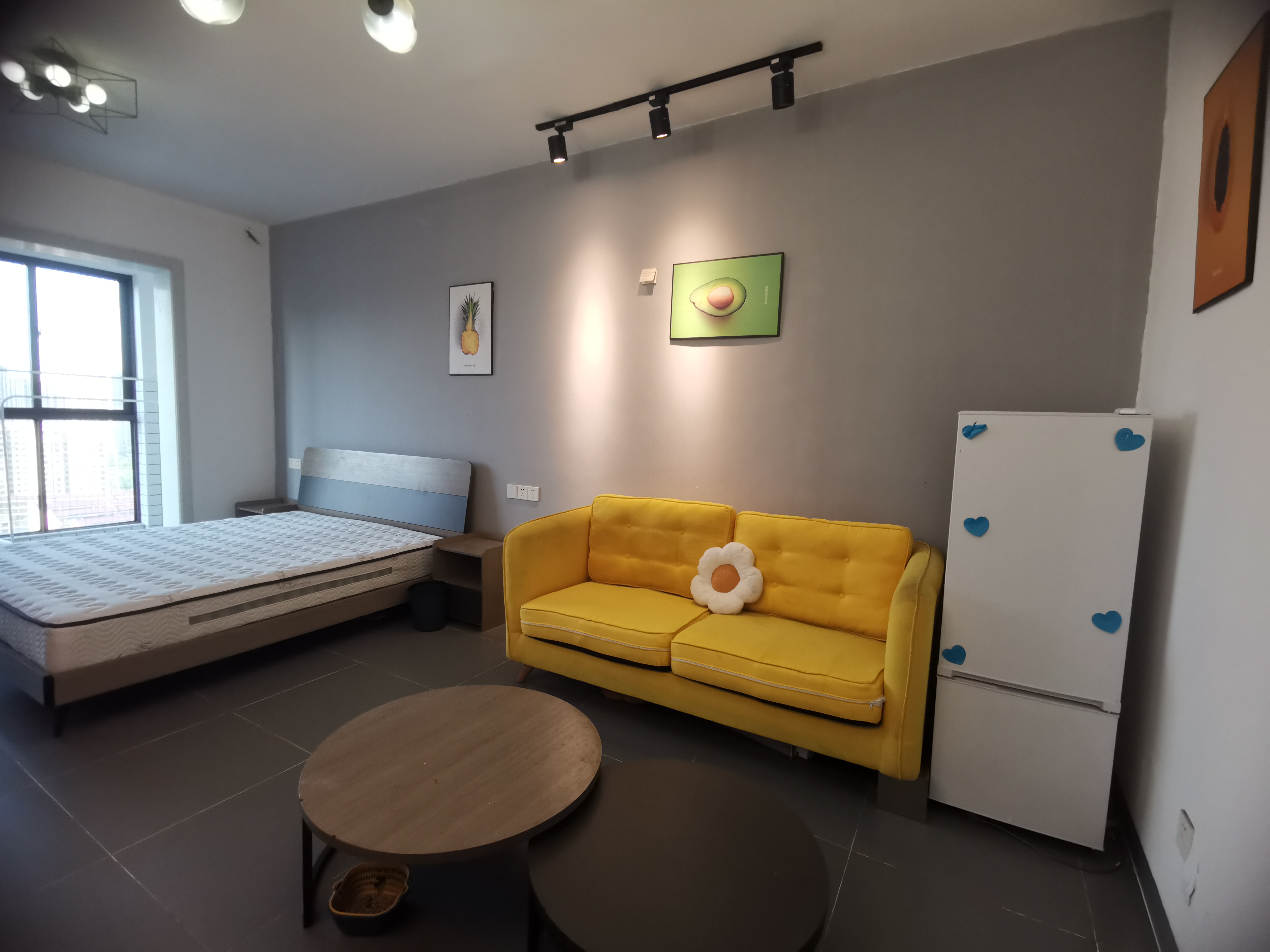 英伦首府金域豪廷 1室1厅1卫 1500.0元/月 英伦首府金域豪廷 1室1厅1卫 1500.0元/月室内图