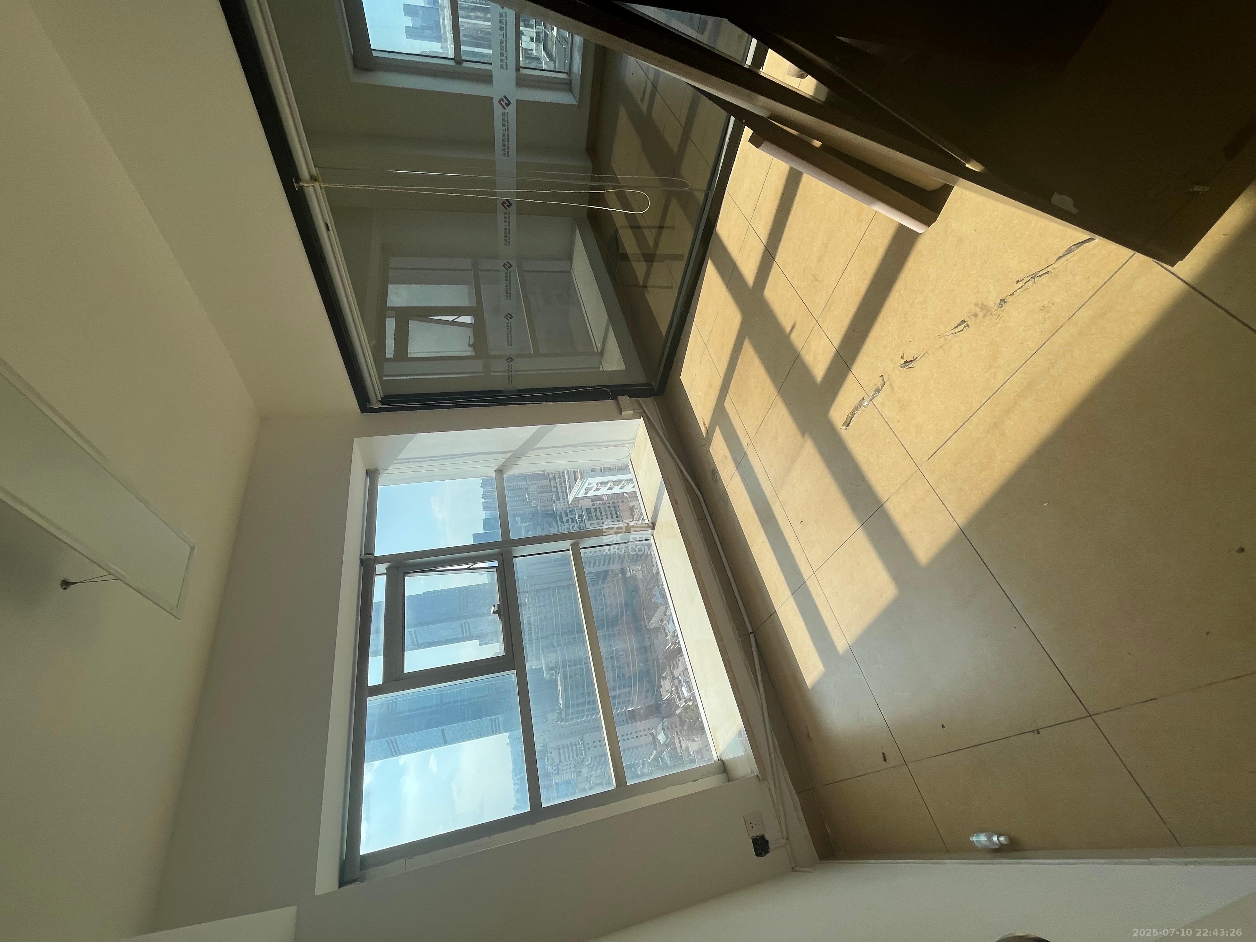 明城国际 1室1厅1卫 2400.0元/月 明城国际 1室1厅1卫 2400.0元/月室内图