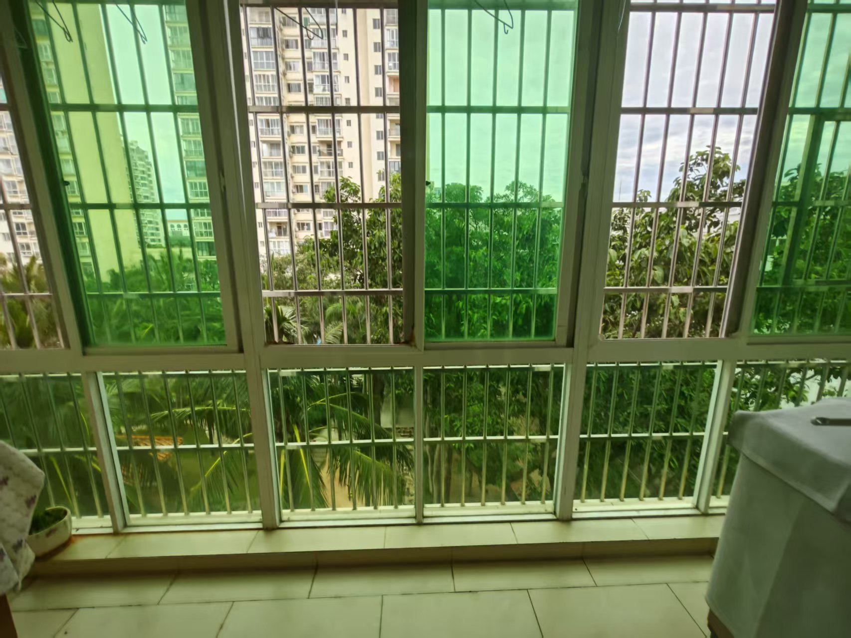 海天逸舍 3室2厅2卫 3500.0元/月 海天逸舍 3室2厅2卫 3500.0元/月室内图