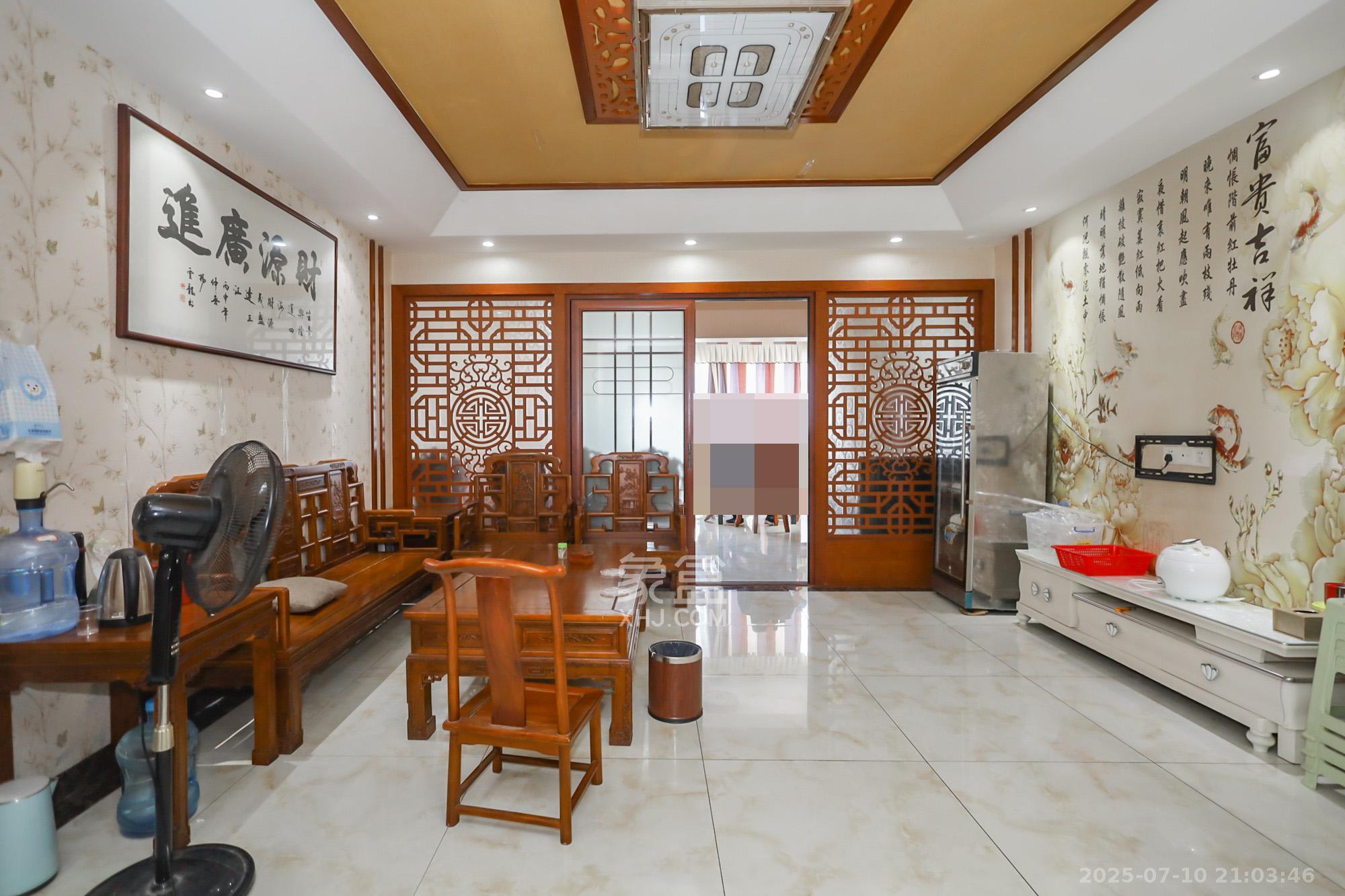 美林银谷  4室2厅1卫    136.0万 美林银谷  4室2厅1卫    136.0万