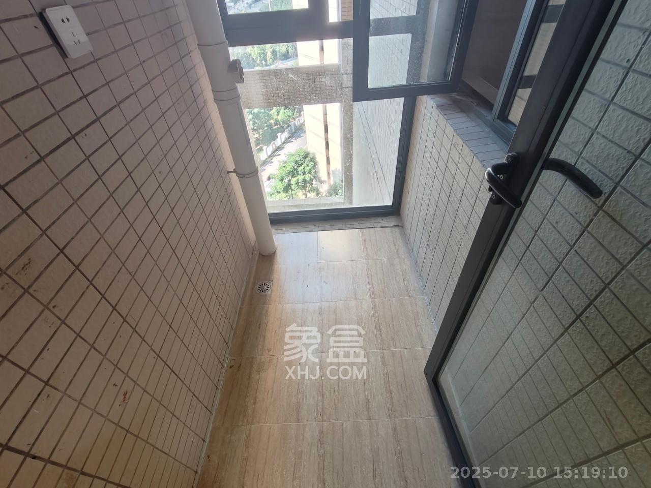 盛世耀凯  2室2厅1卫   2300.00元/月室内图