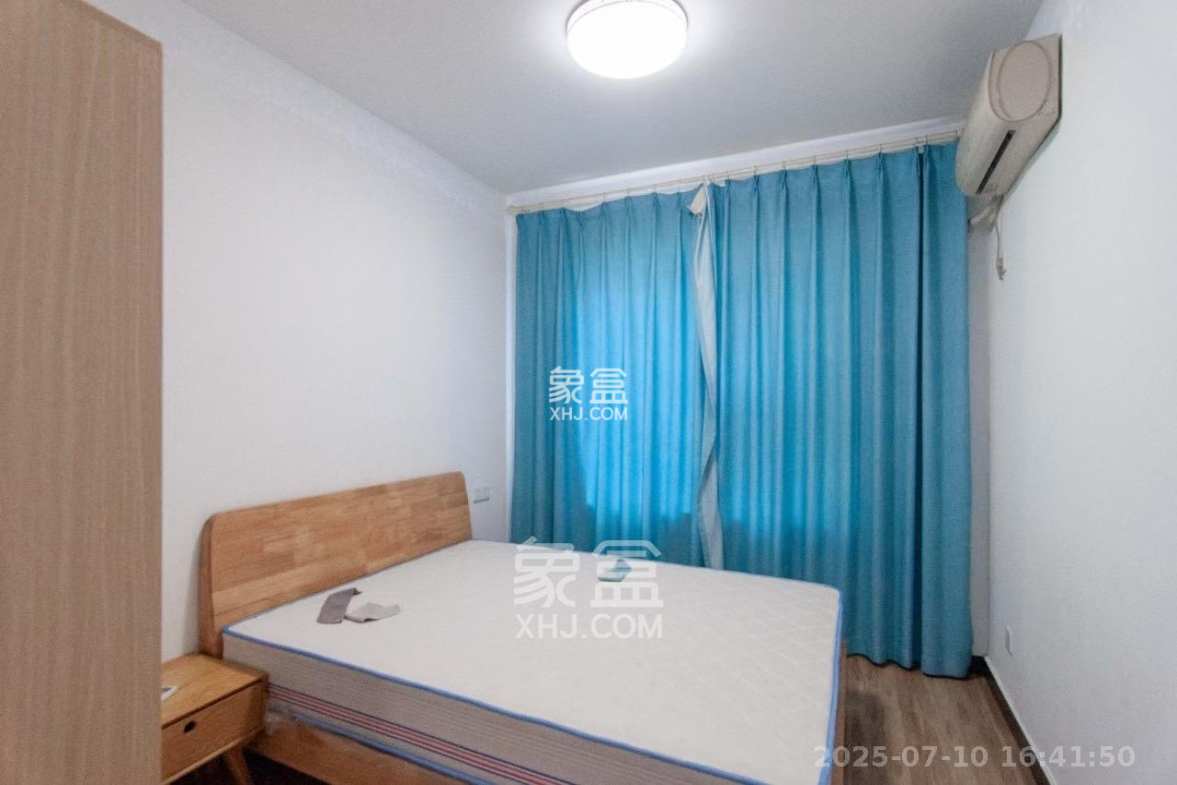 卓越浅水湾 4室2厅2卫 2500.00元/月 卓越浅水湾 4室2厅2卫 2500.00元/月室内图