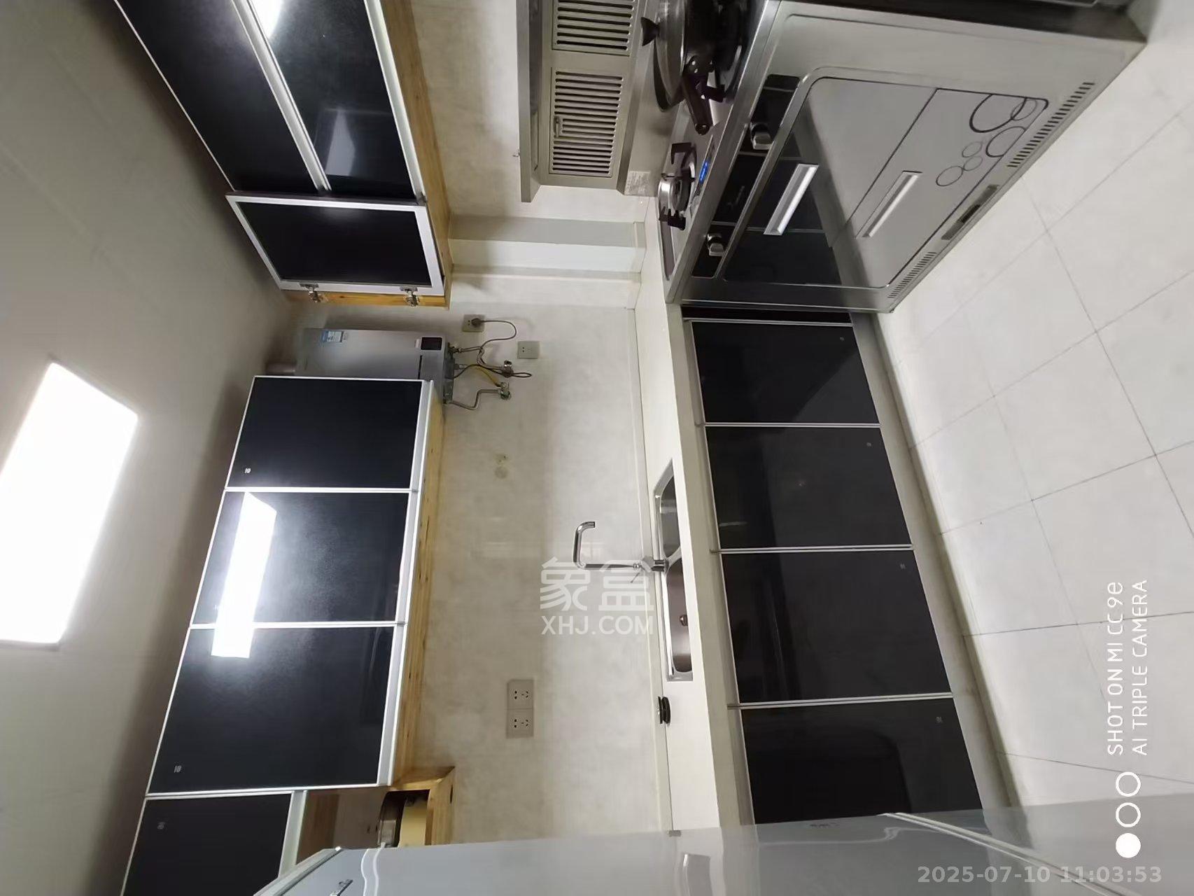 铂宫  2室2厅1卫   3800.00元/月室内图