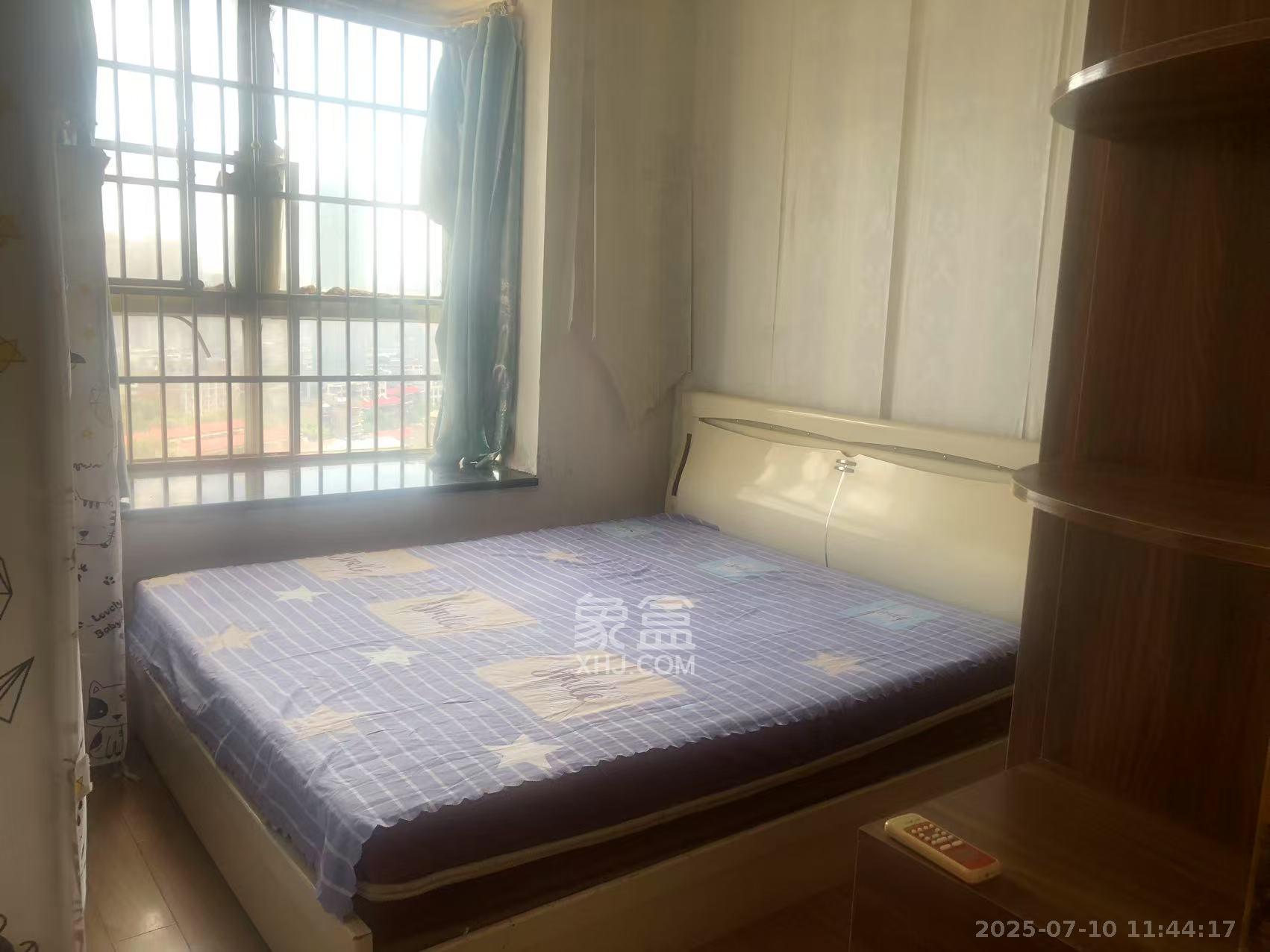 东方新世界 2室1厅1卫 2100.0元/月 东方新世界 2室1厅1卫 2100.0元/月室内图